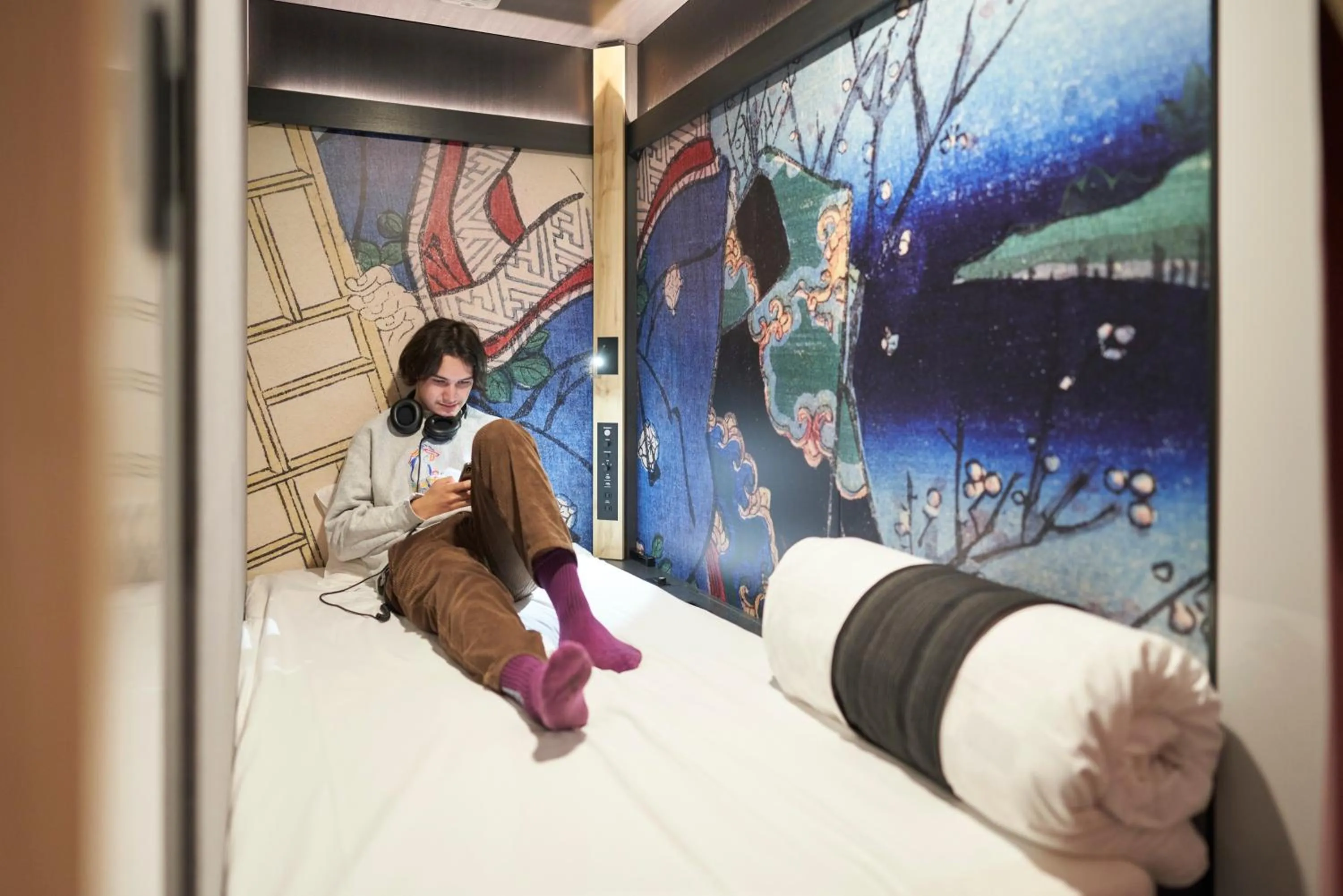 People, Bed in Resol Poshtel Tokyo Asakusa