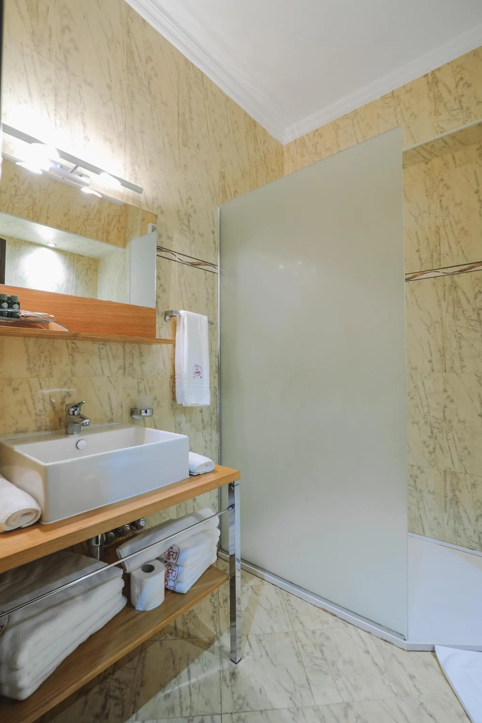 Bathroom in Rapo's Resort Hotel