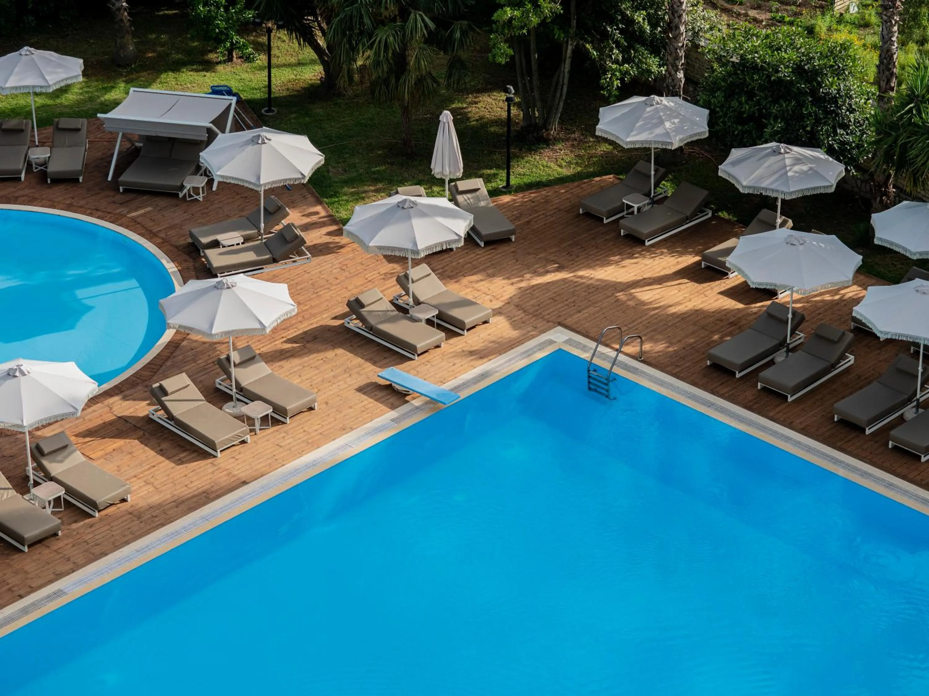 Day in Rapo's Resort Hotel