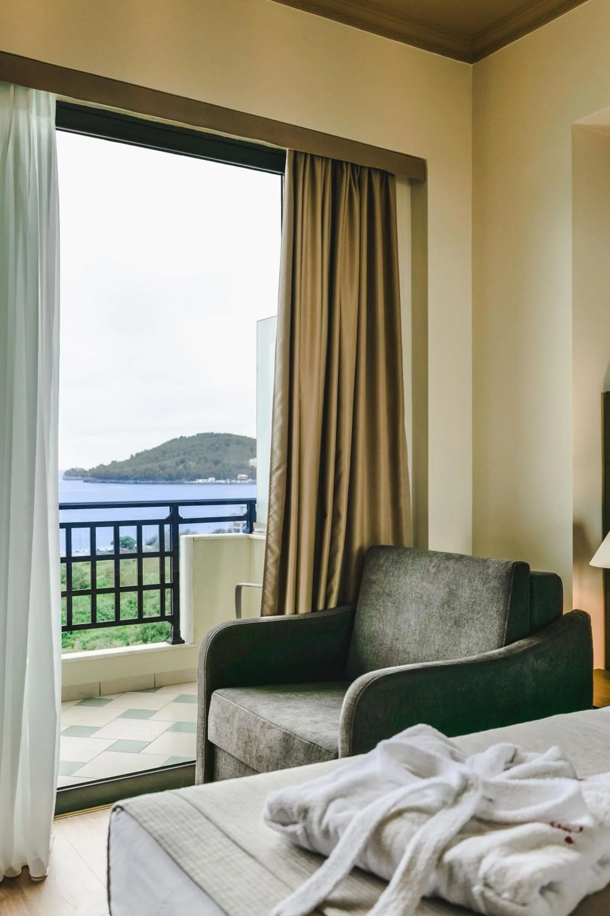 Balcony/Terrace in Rapo's Resort Hotel