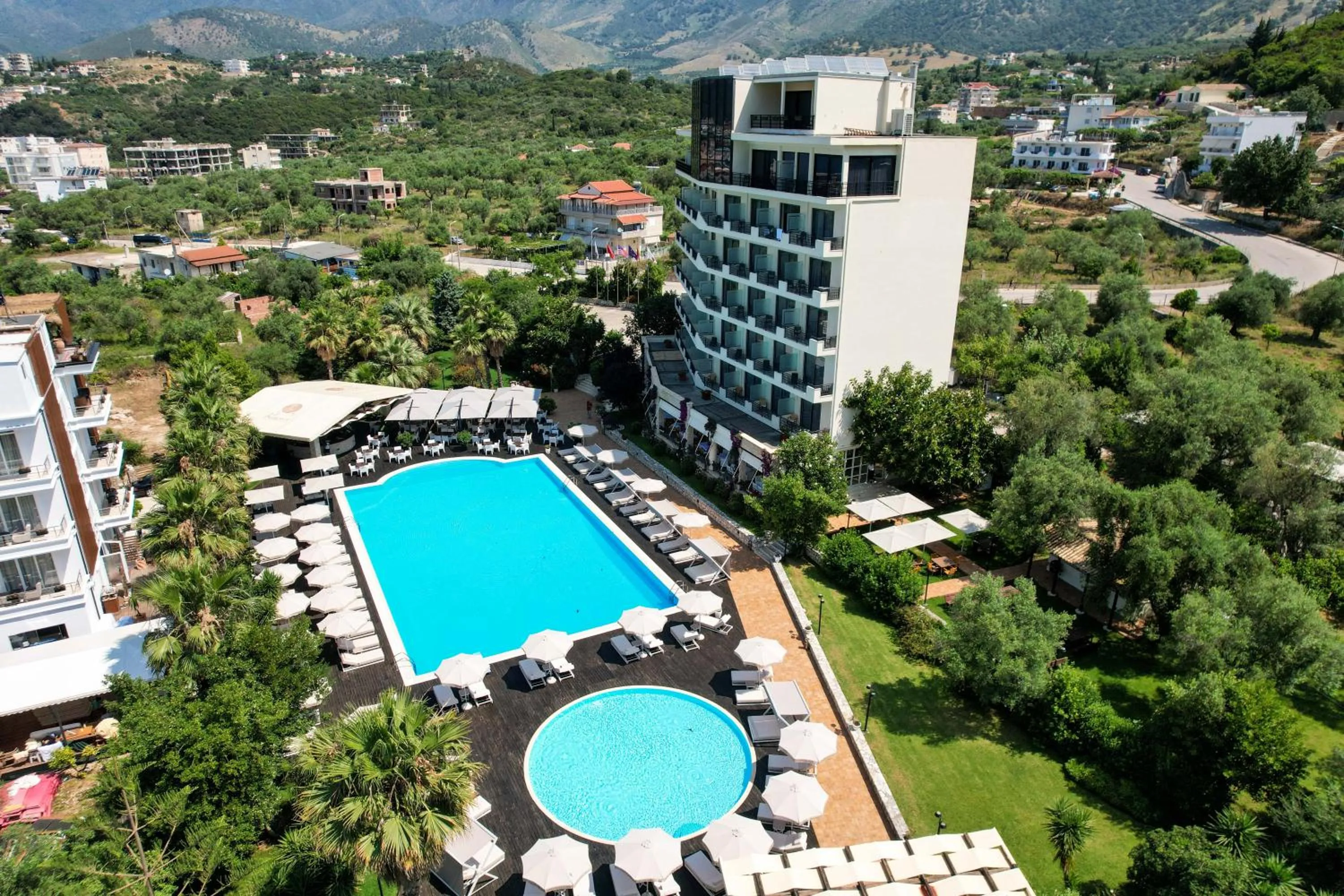 Property building in Rapo's Resort Hotel