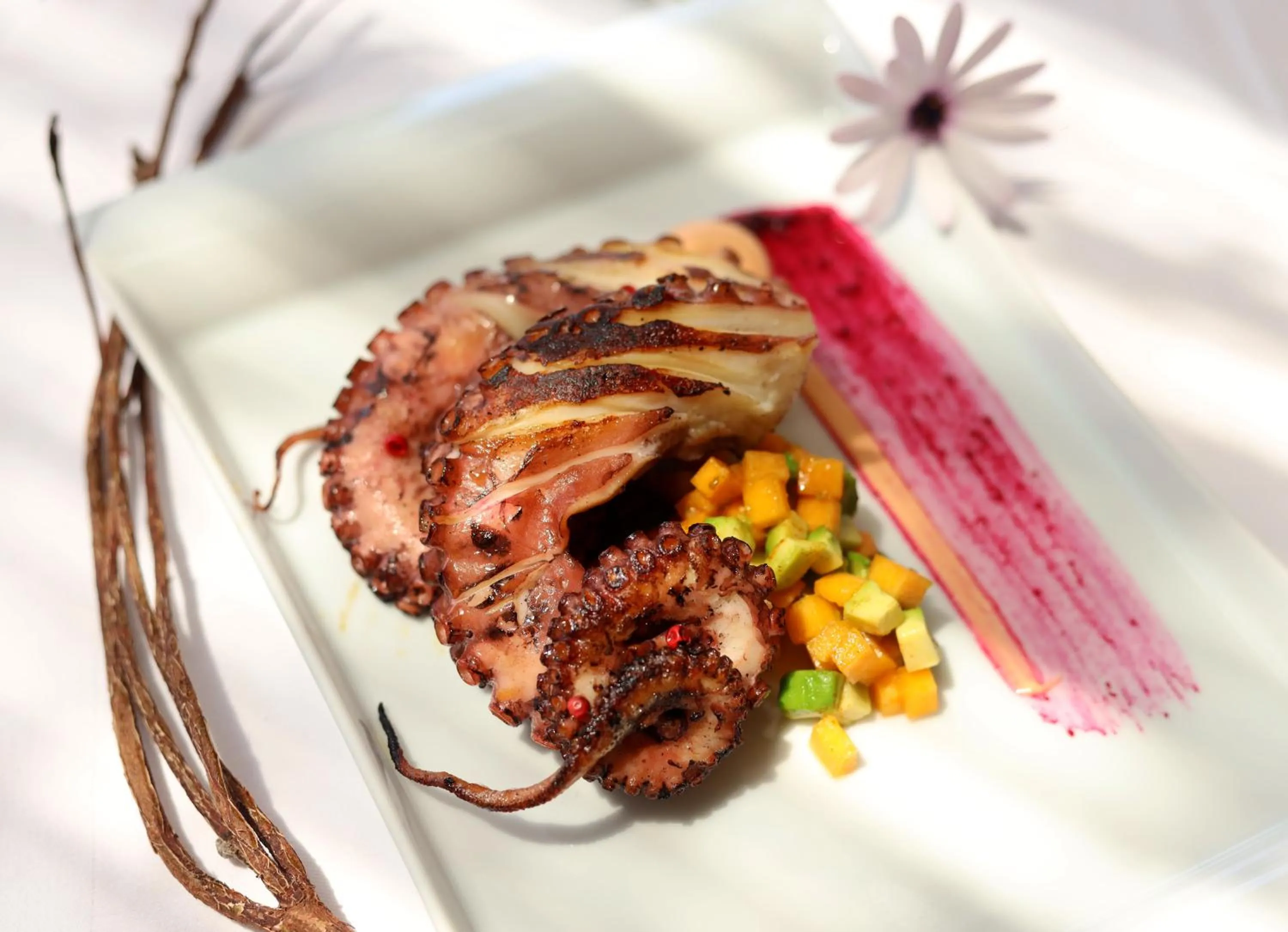 Food and drinks in Rapo's Resort Hotel