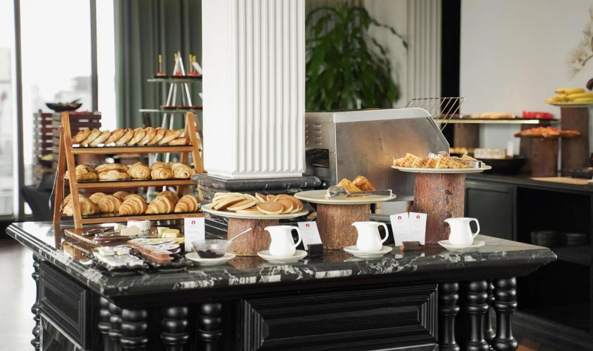 Buffet breakfast in Solaria Hanoi Hotel