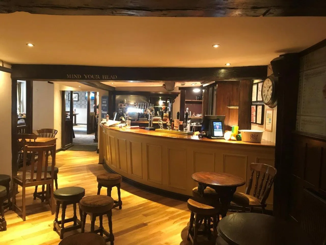 Restaurant/places to eat in White Hart, Andover by Marston's Inns