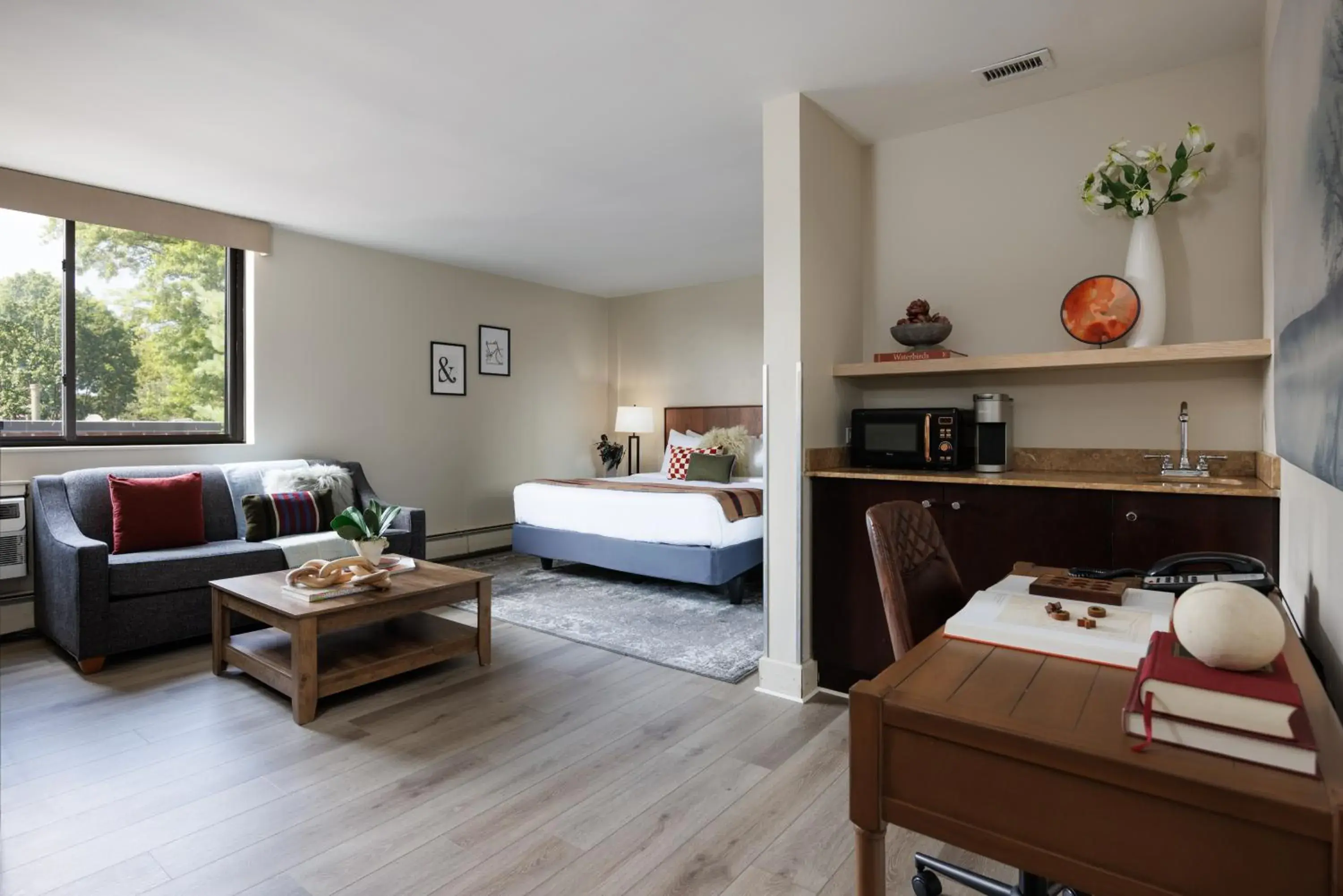 Suite in The Andrew Hotel Suite in The Andrew Hotel