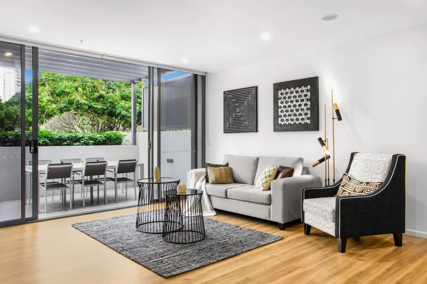 Living room in Ruby Gold Coast By Serain