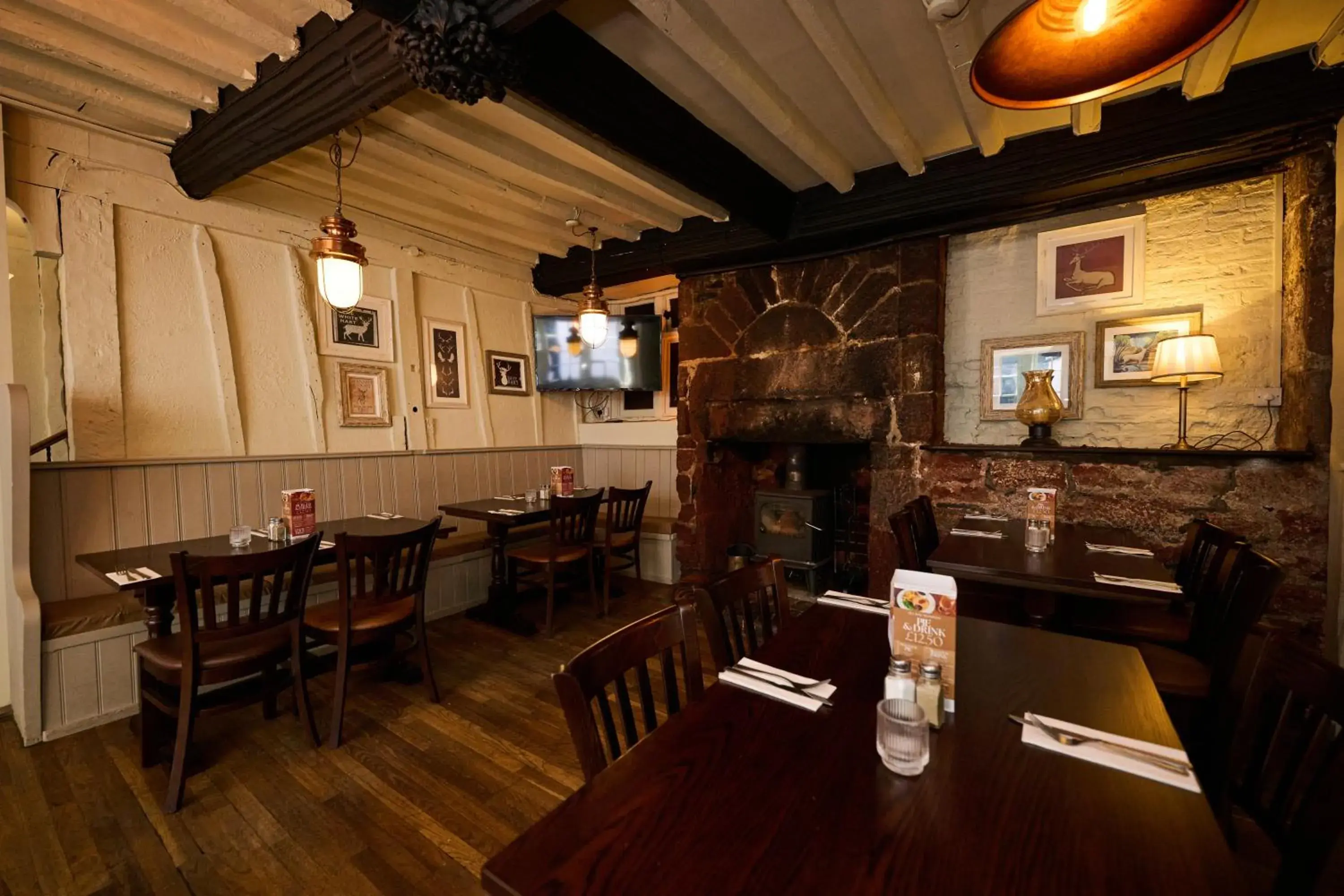 Restaurant/places to eat in White Hart, Exeter by Marston's Inns Restaurant/places to eat in White Hart, Exeter by Marston's Inns