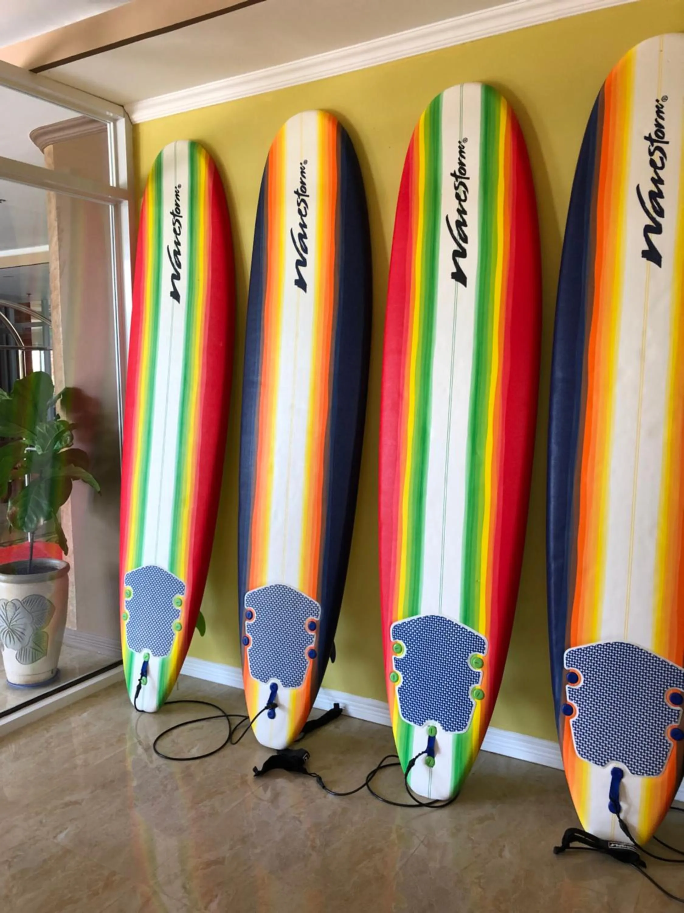 EM Royalle Hotel & Beach Resort