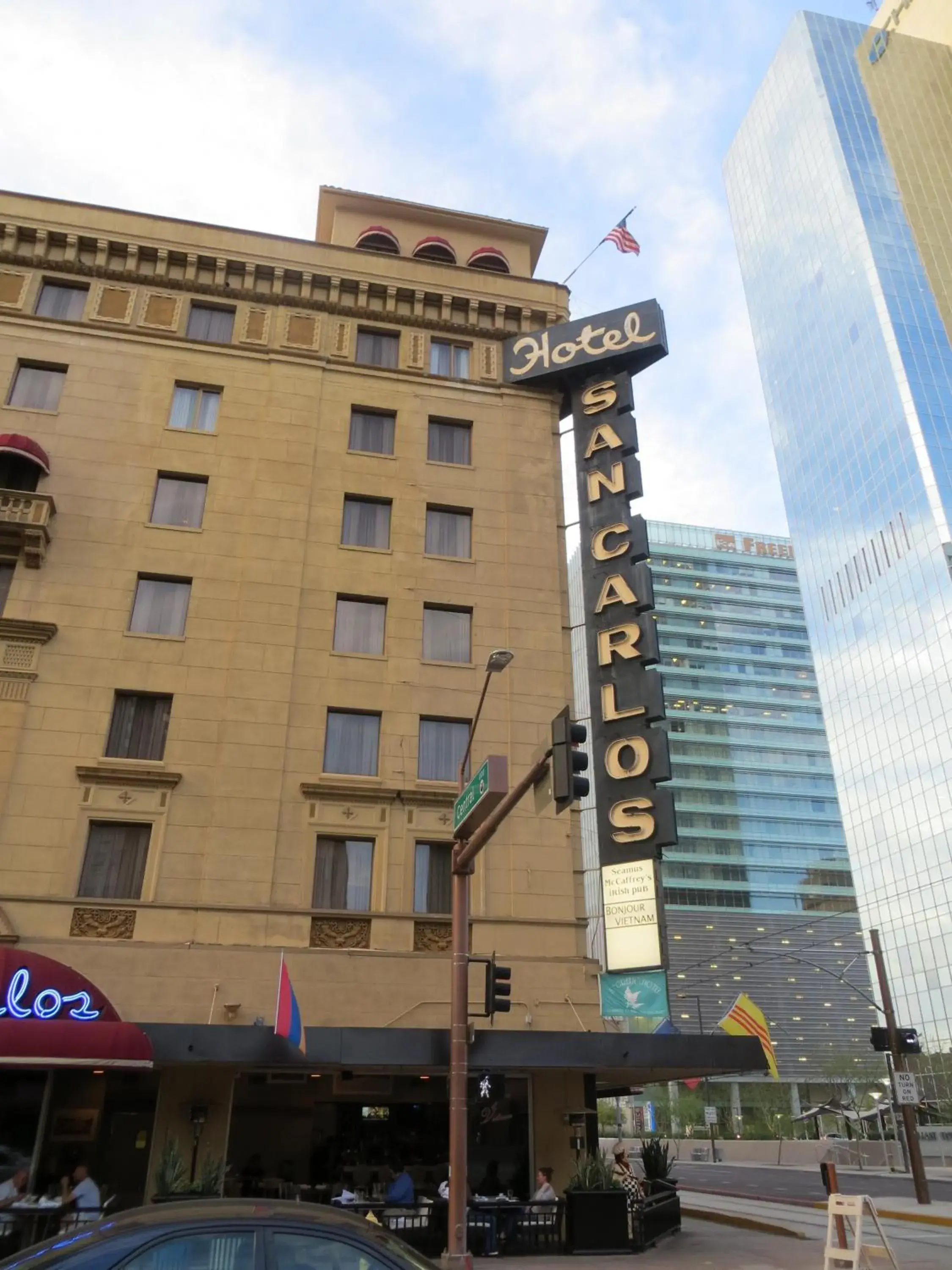 Facade/entrance in Hotel San Carlos Facade/entrance in Hotel San Carlos