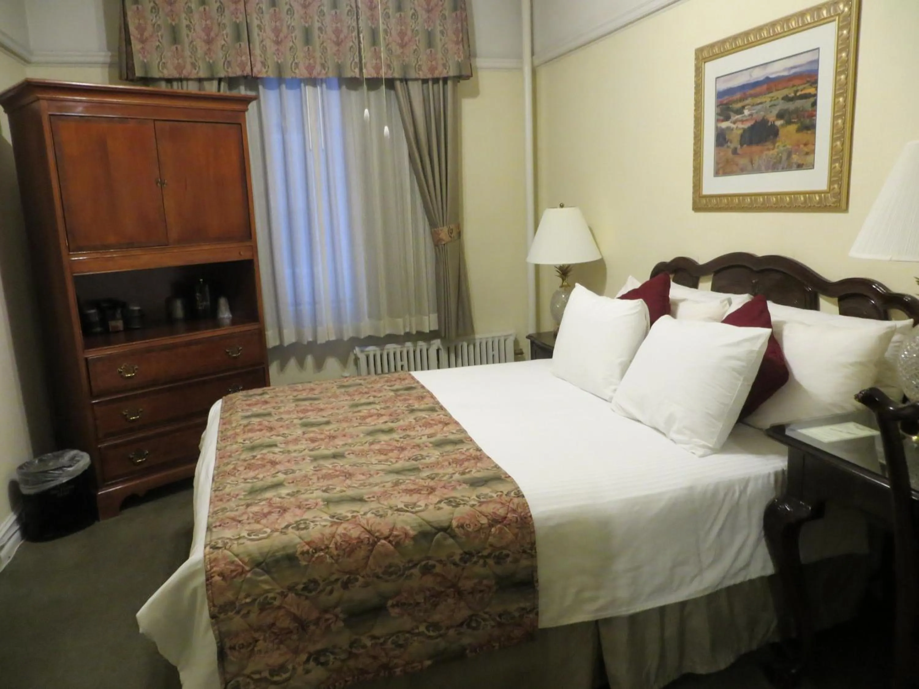 Bed in Hotel San Carlos