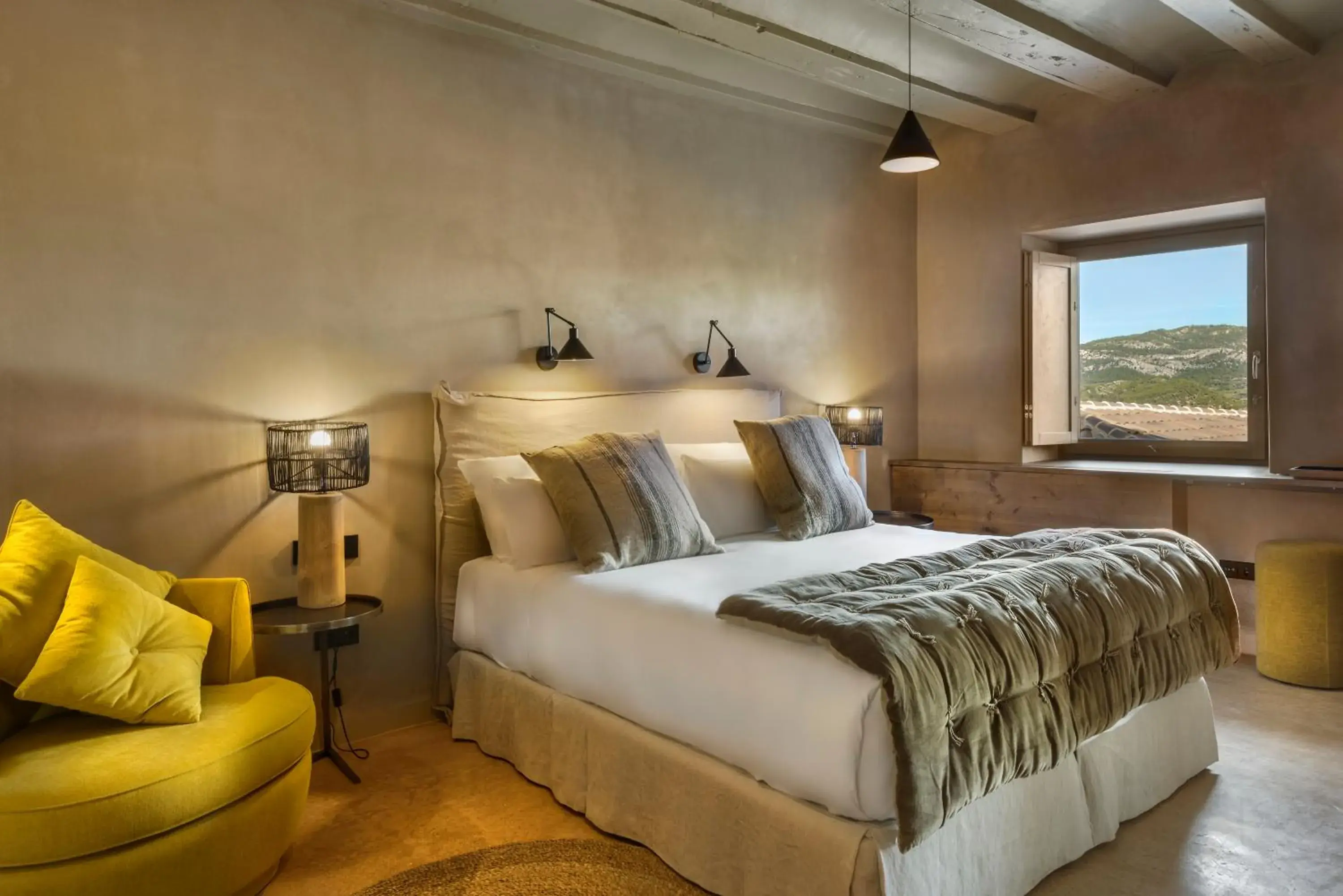 Single Room in Torre del Marqués Hotel Spa & Winery - Small Luxury Hotels Single Room in Torre del Marqués Hotel Spa & Winery - Small Luxury Hotels