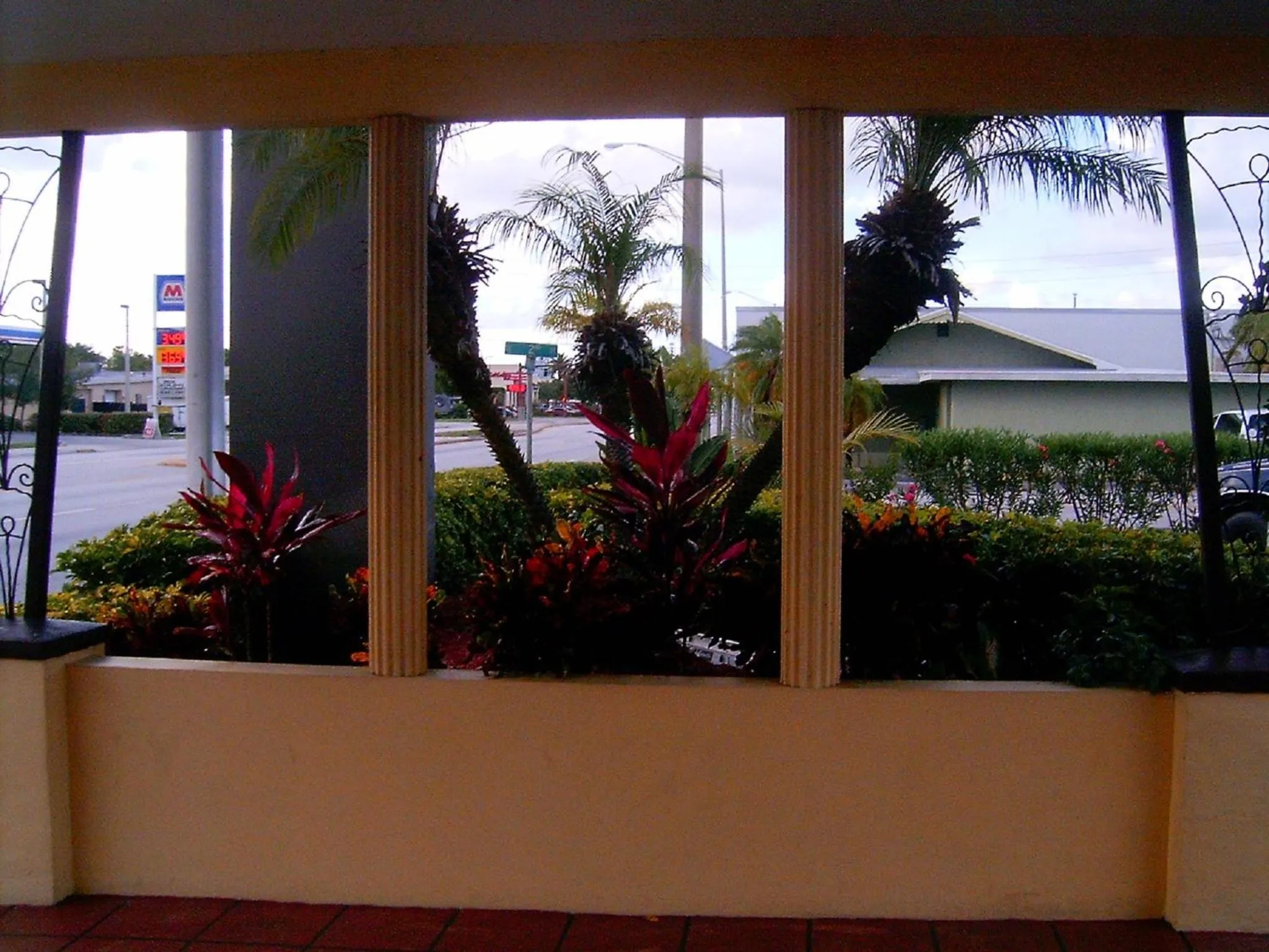 Area and facilities in Budget Inn of Okeechobee