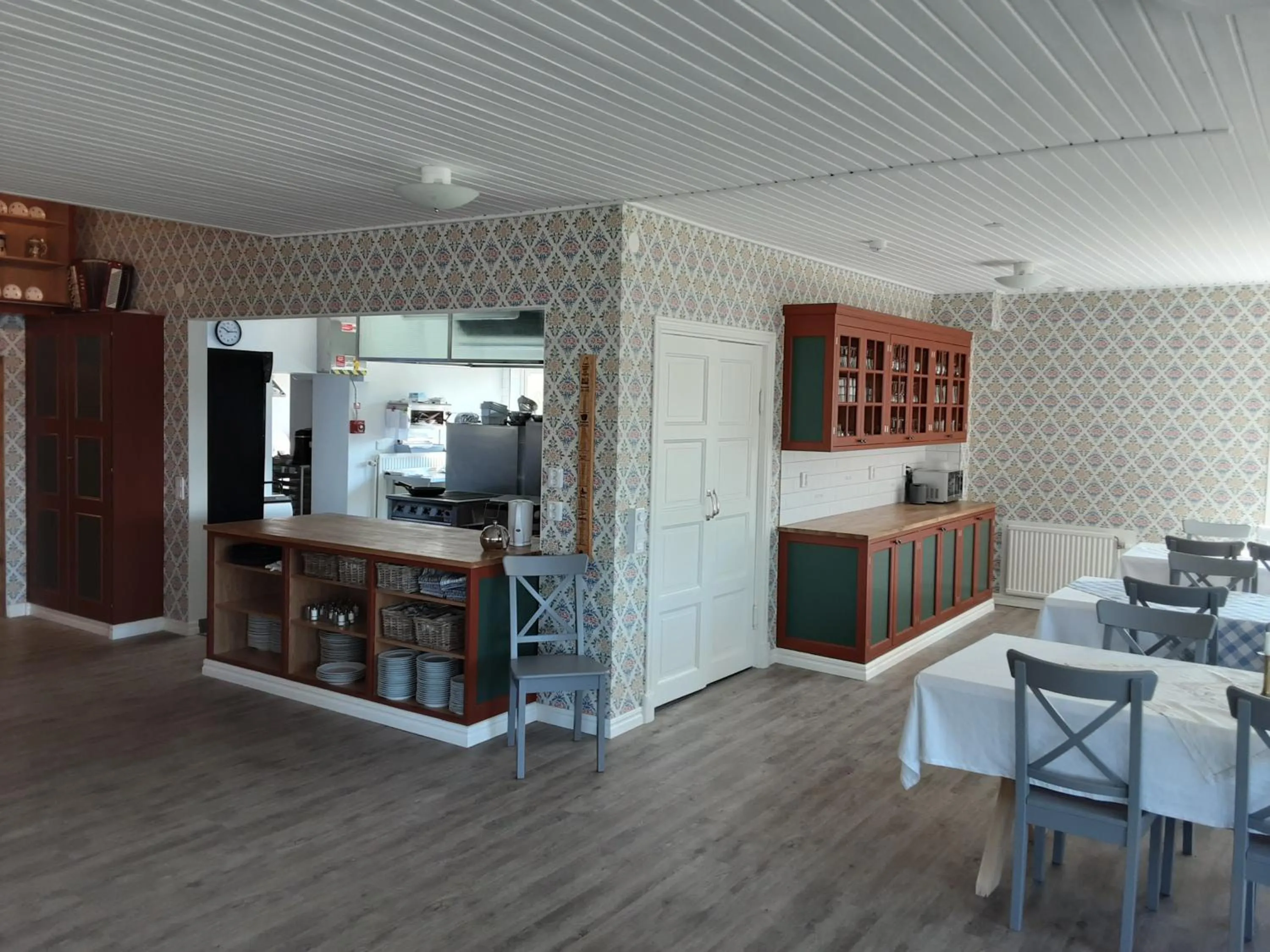 Restaurant/places to eat in Smålandsgården