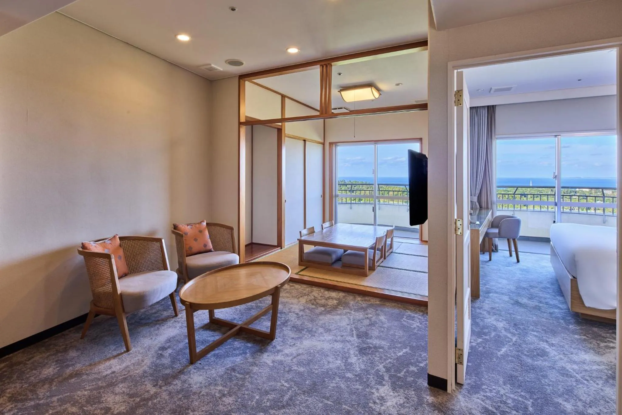 Photo of the whole room in ANA Crowne Plaza Resort Okinawa Uruma Hills By IHG
