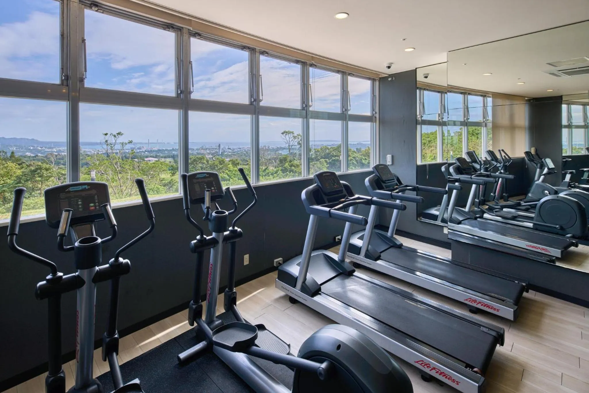 Fitness centre/facilities in ANA Crowne Plaza Resort Okinawa Uruma Hills By IHG