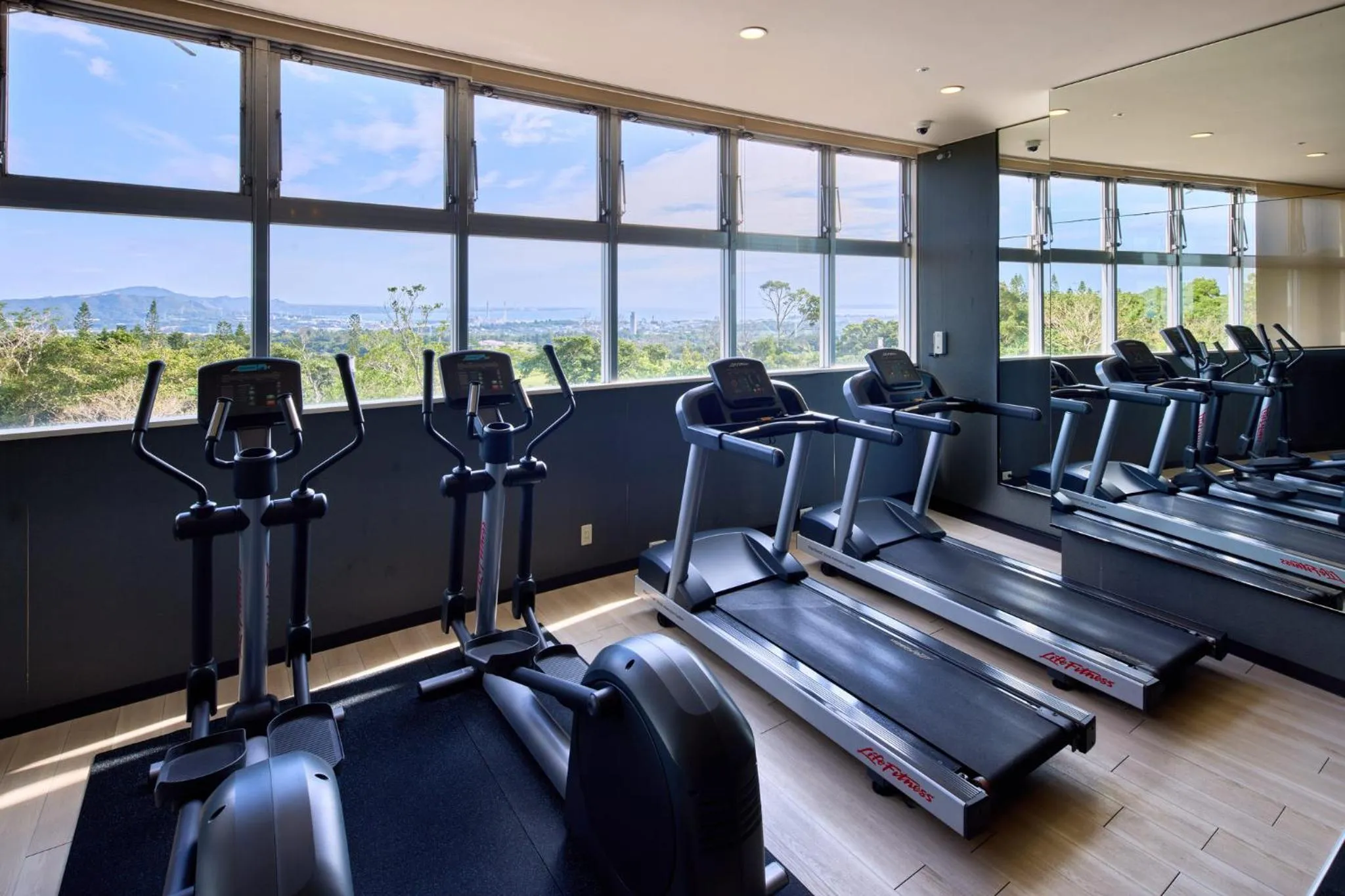 Fitness centre/facilities in ANA Crowne Plaza Resort Okinawa Uruma Hills By IHG