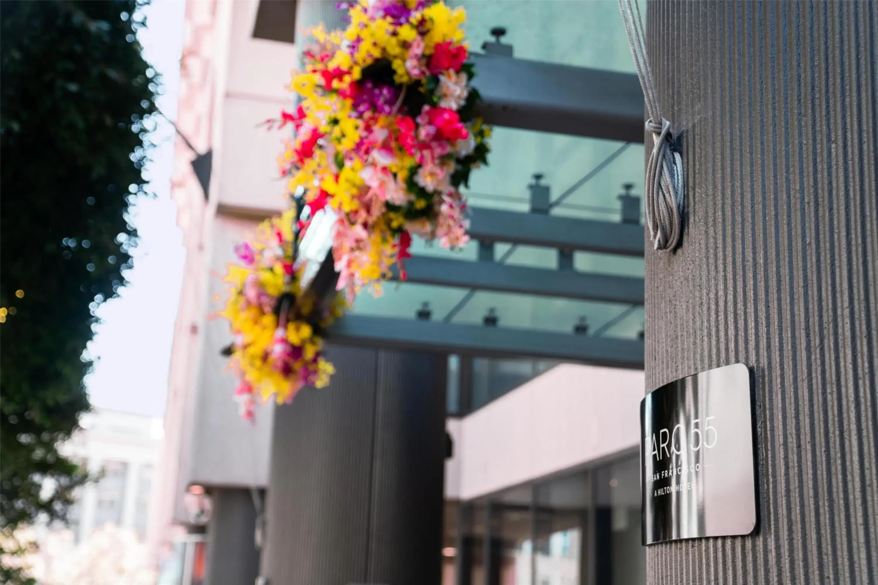 Property building in Hilton Parc 55 San Francisco Union Square Property building in Hilton Parc 55 San Francisco Union Square