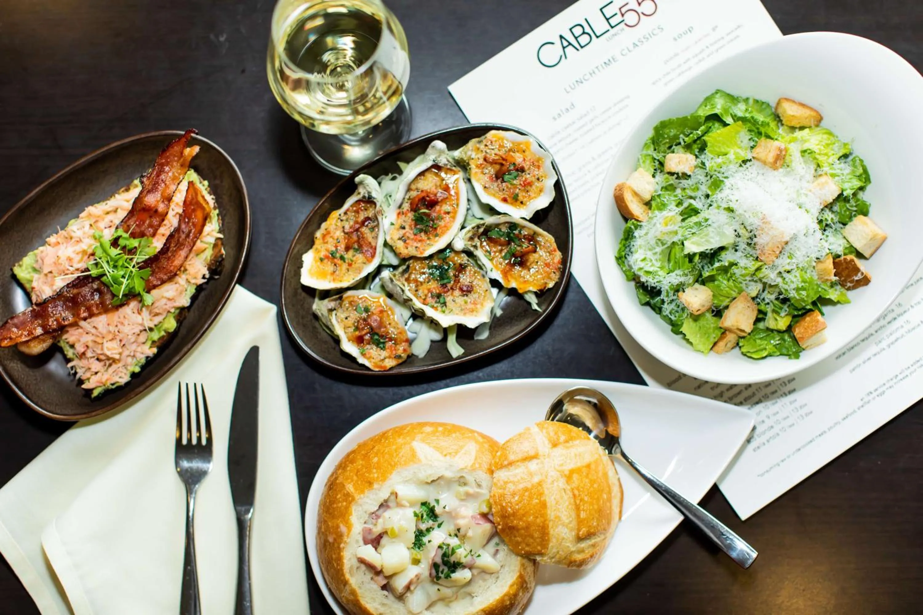 Dining area in Hilton Parc 55 San Francisco Union Square
