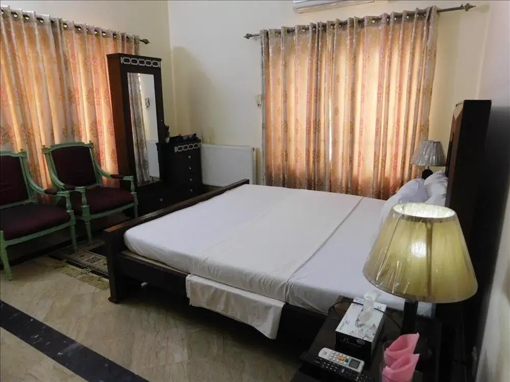 Bedroom, Bed in Melberry House Bedroom, Bed in Melberry House