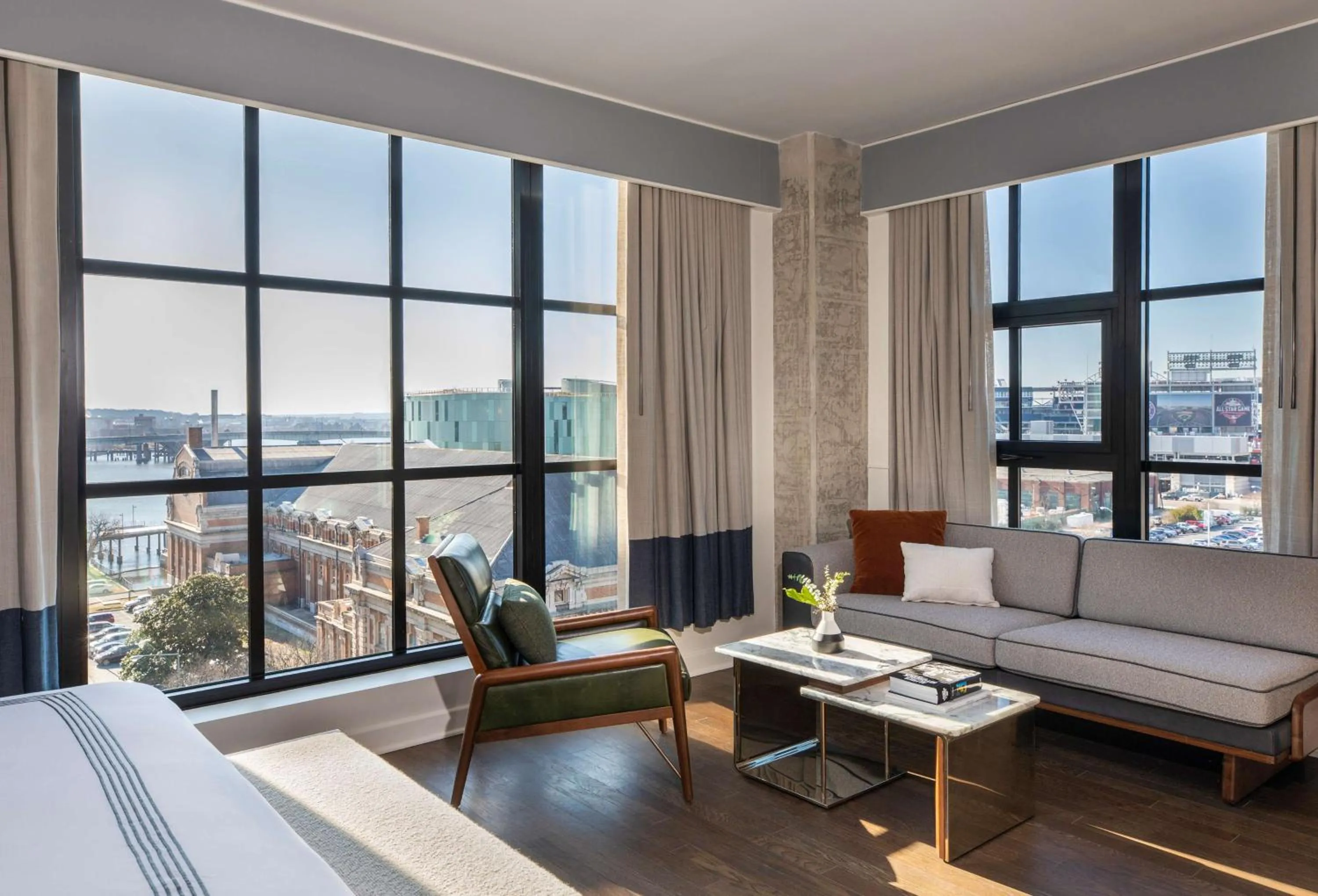 Photo of the whole room in Thompson Washington DC, by Hyatt