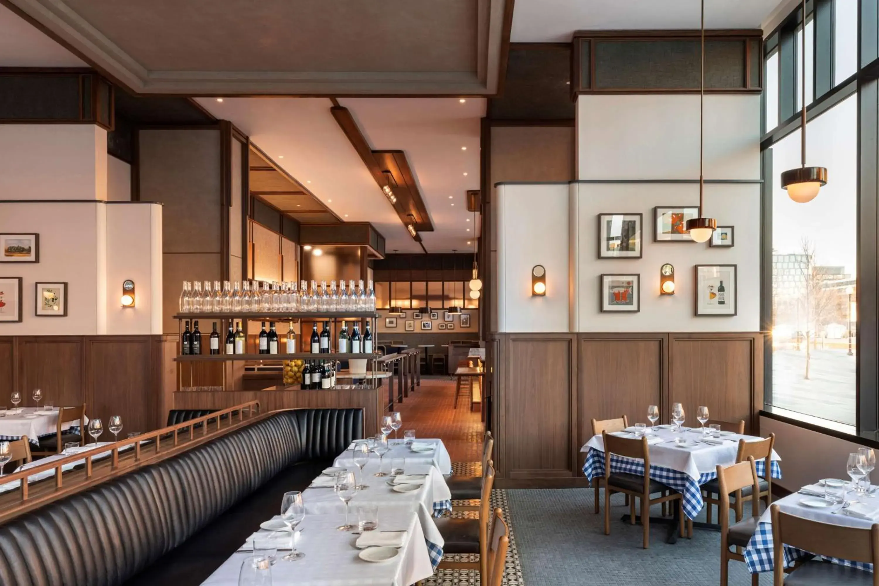 Restaurant/places to eat in Thompson Washington DC, by Hyatt Restaurant/places to eat in Thompson Washington DC, by Hyatt