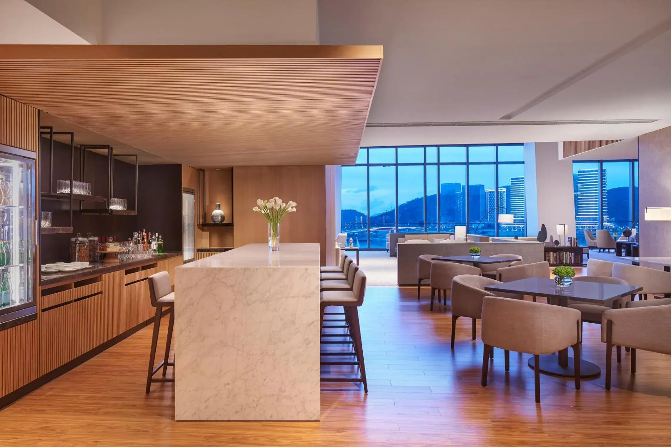 Restaurant/places to eat in Hyatt Regency Hengqin-Free shuttle bus to Chimelong Ocean Kingdom & Hengqin Port Restaurant/places to eat in Hyatt Regency Hengqin-Free shuttle bus to Chimelong Ocean Kingdom & Hengqin Port