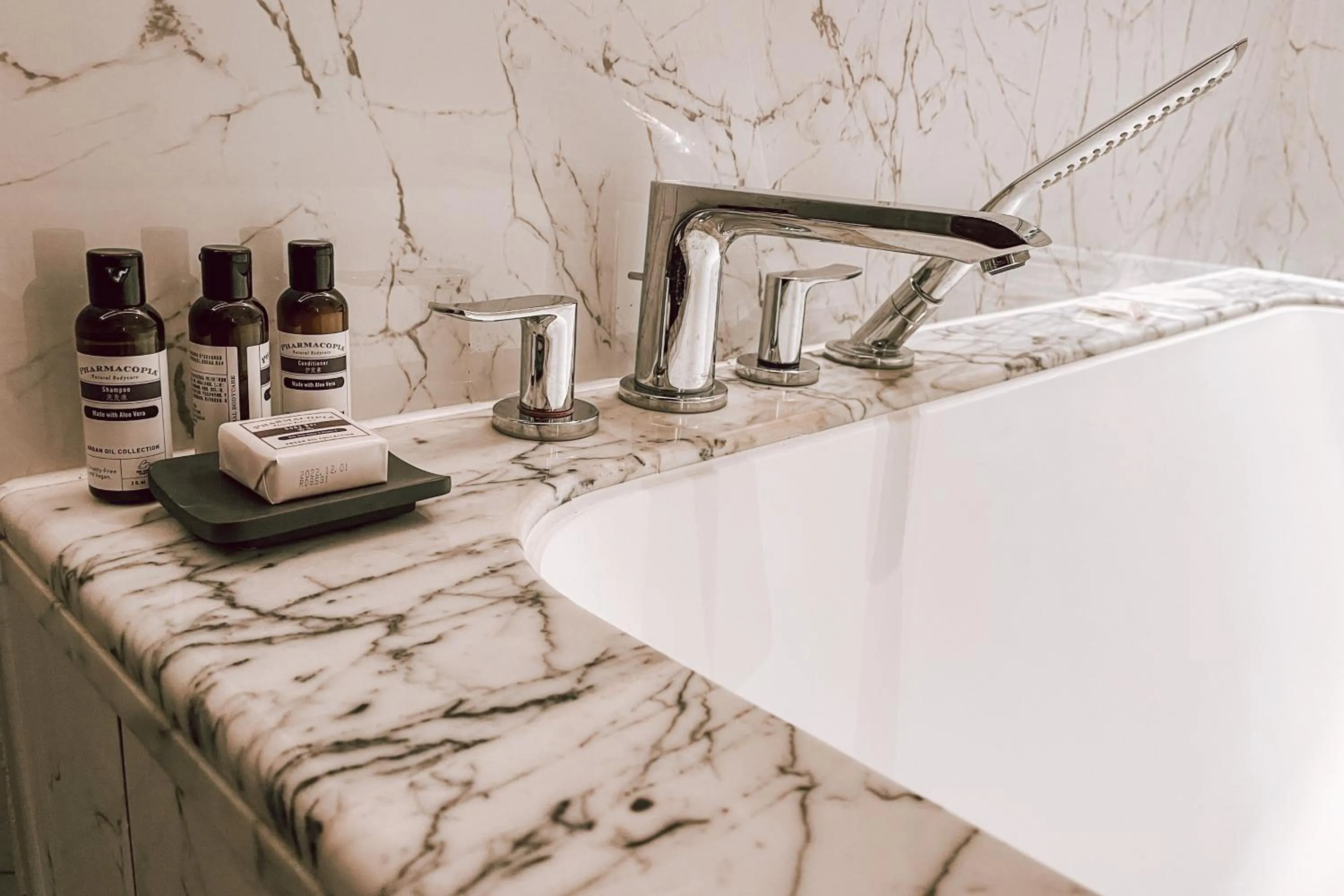 Bathroom in Hyatt Regency Hengqin