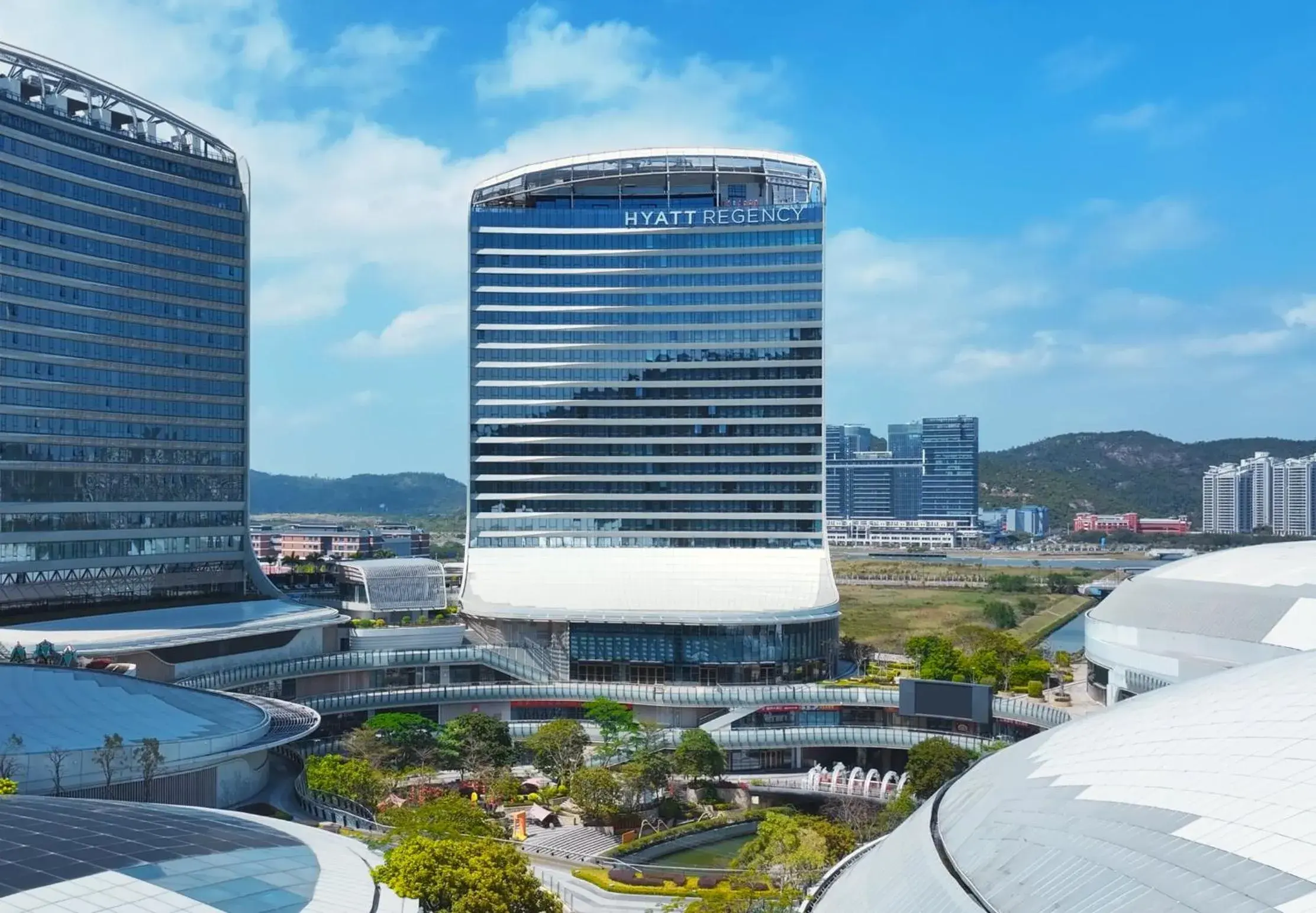Property building in Hyatt Regency Hengqin-Free shuttle bus to Chimelong Ocean Kingdom & Hengqin Port Property building in Hyatt Regency Hengqin-Free shuttle bus to Chimelong Ocean Kingdom & Hengqin Port