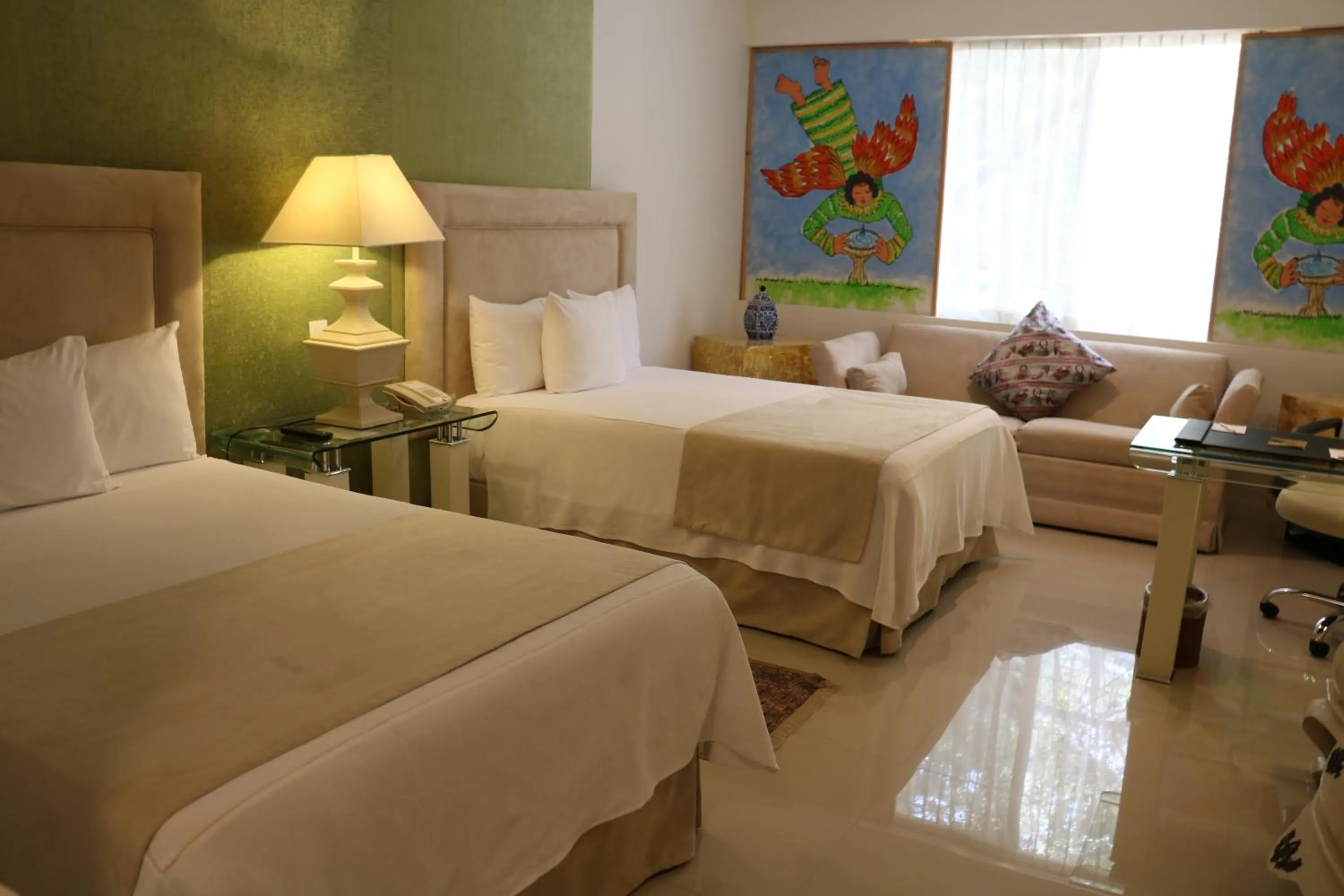 Bed in Hilton MM Grand Hotel Puebla, Tapestry Collection