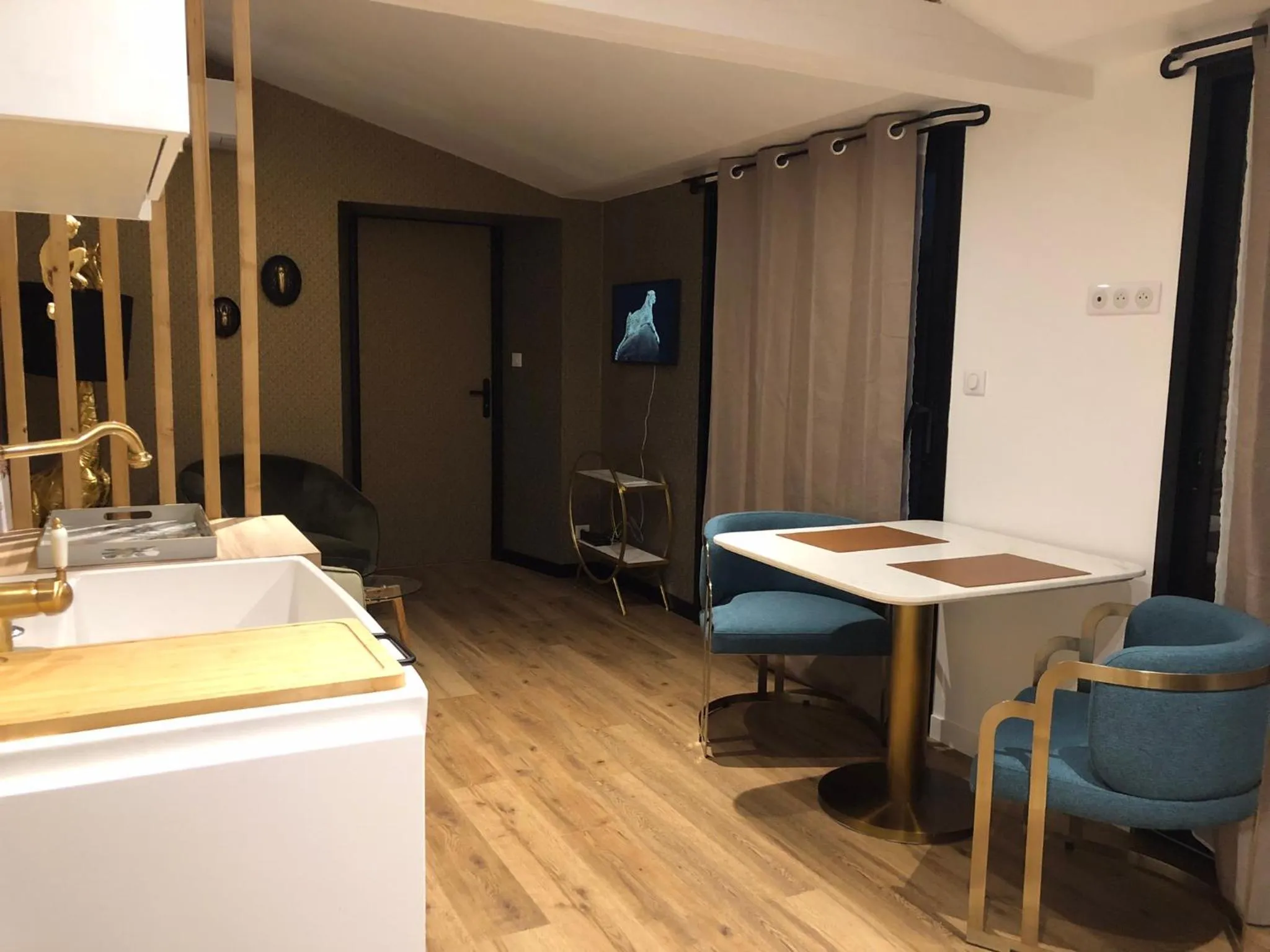 Dinner in Le domaine Aubazen