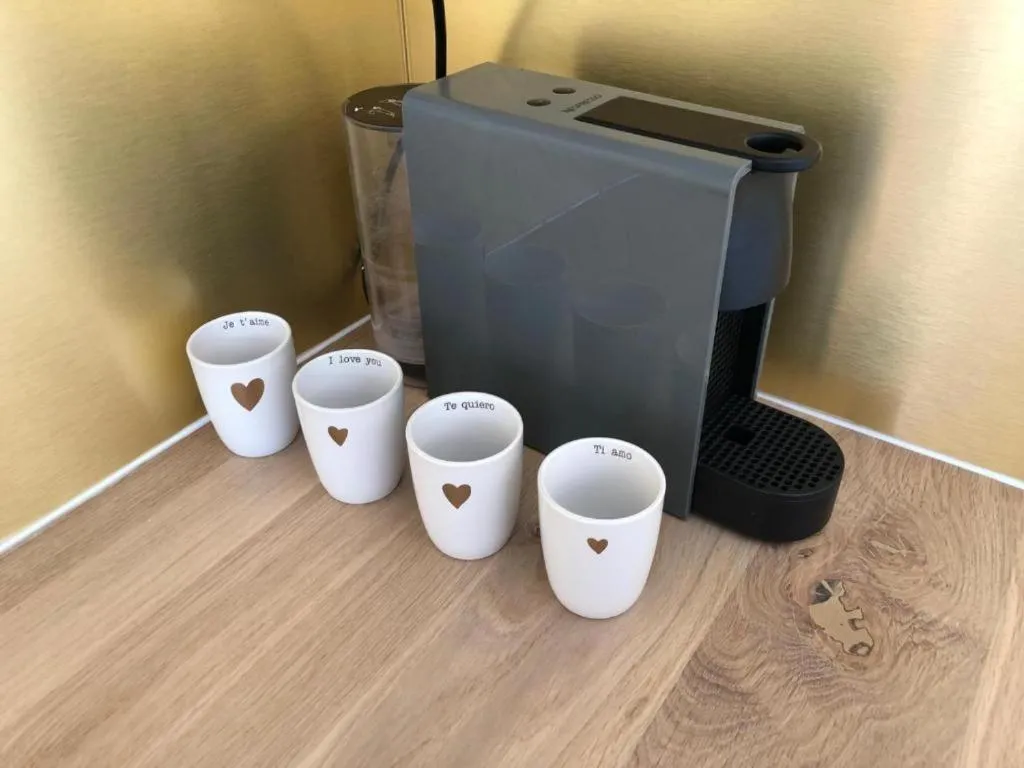 Coffee/tea facilities in Le domaine Aubazen