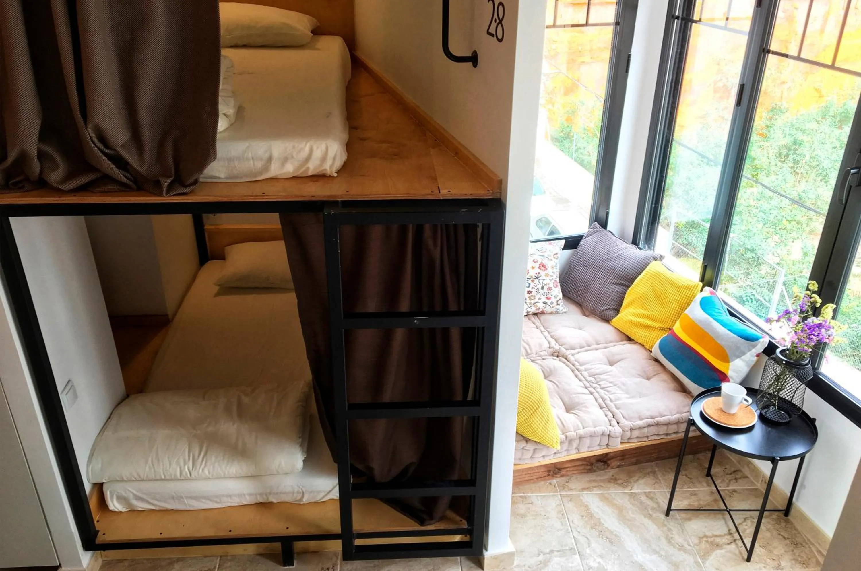 Bed in Hostel Numero Trece - FREE towels, coffee & tea, remote check-in