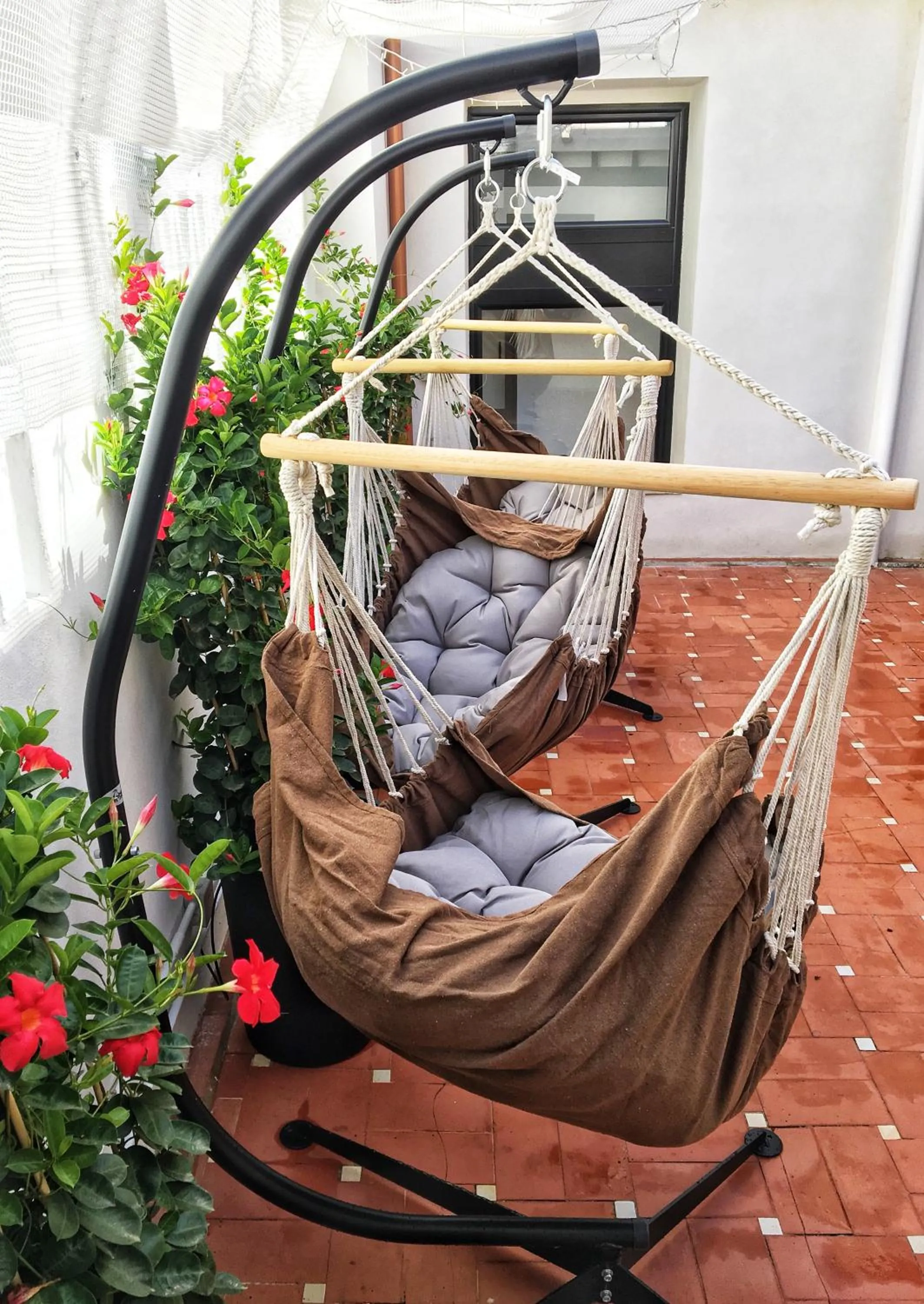 Balcony/Terrace in Hostel Numero Trece - FREE towels, coffee & tea, remote check-in