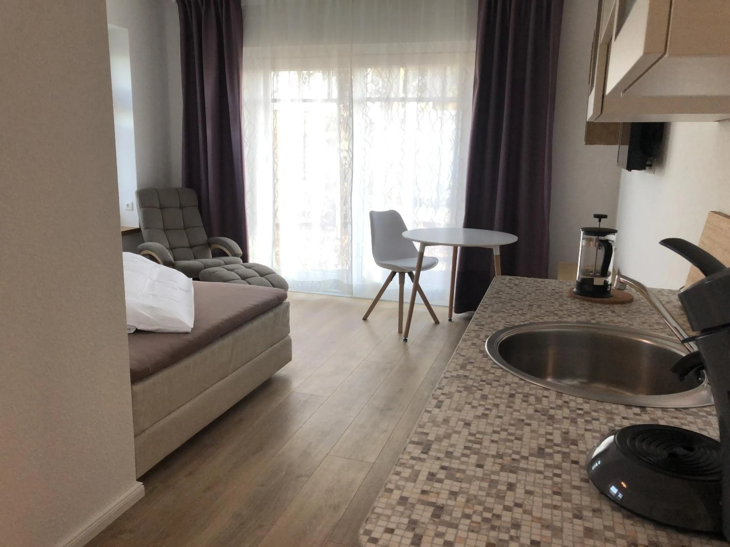 Bedroom, Bed in Zur Alten Schmiede