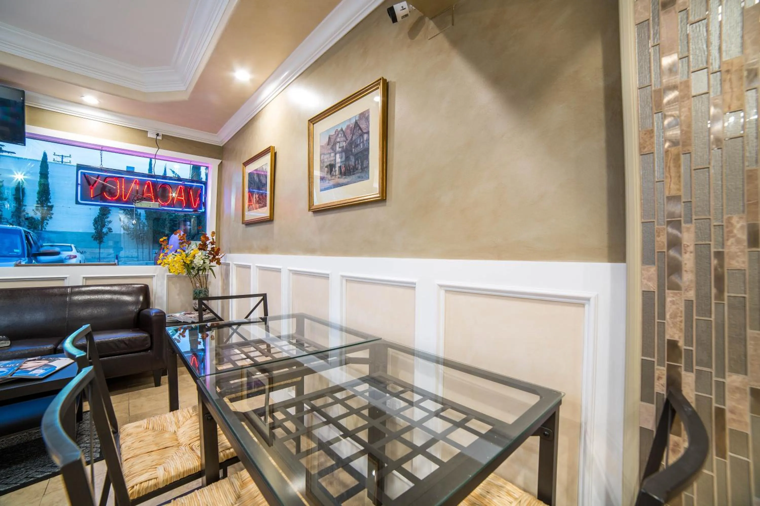 Lobby or reception in Nite Inn at Universal City - Walking Distance to Universal Studios Hollywood