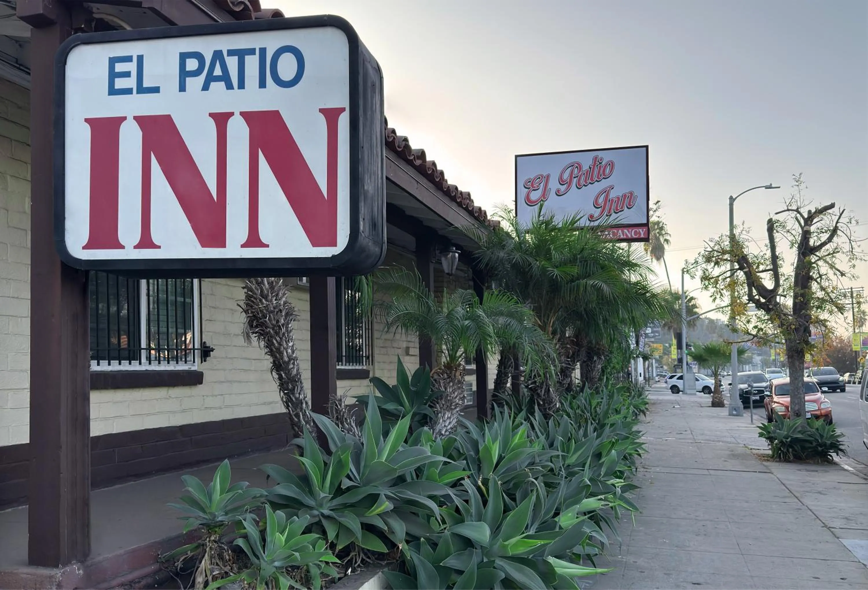 Property building in El Patio Inn - Near Universal Studios Hollywood