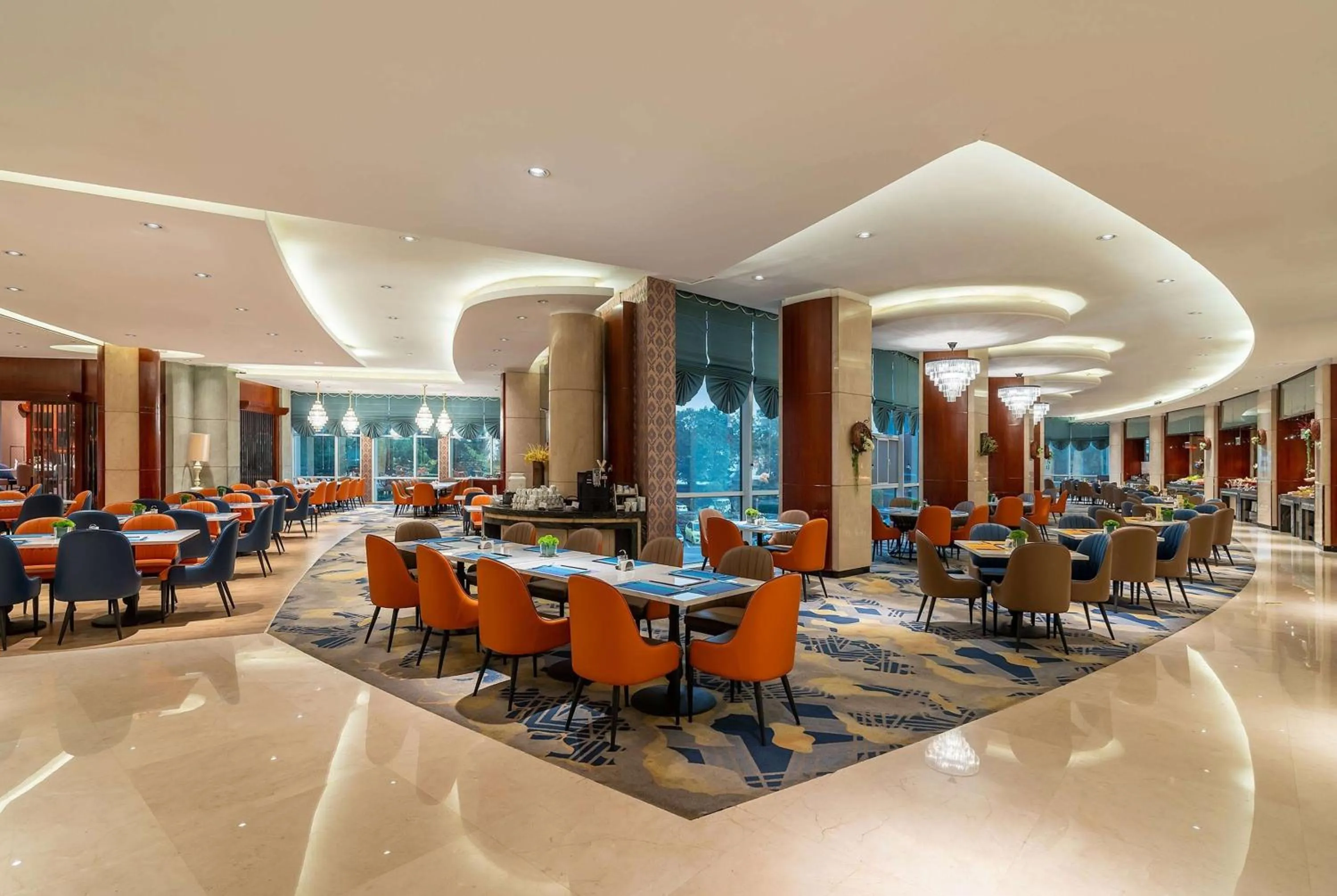 Restaurant/places to eat in Ramada Plaza By Wyndham Taian