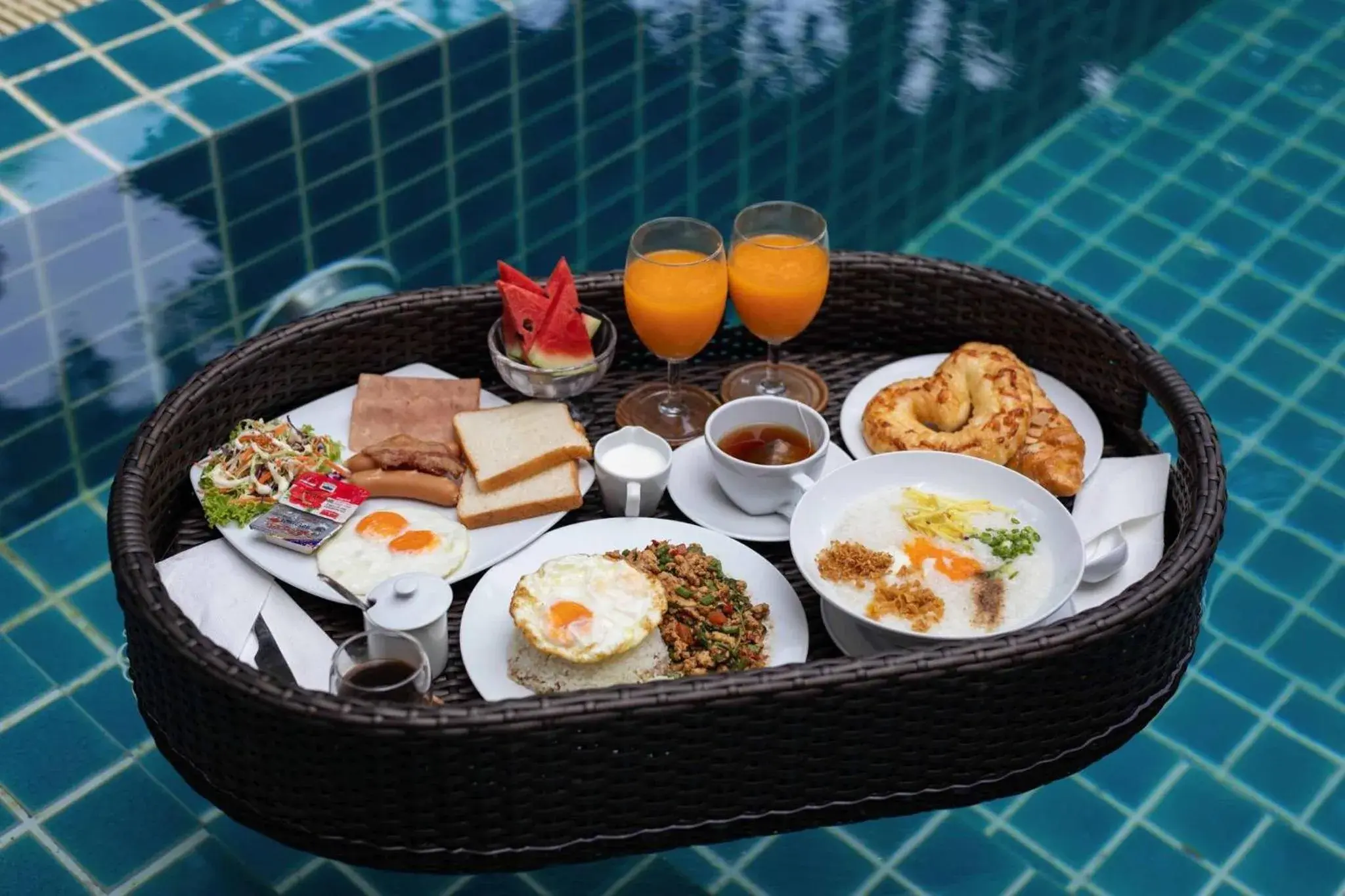 Food and drinks in The Bell Airport Phuket Hotel - SHA Extra Plus Food and drinks in The Bell Airport Phuket Hotel - SHA Extra Plus