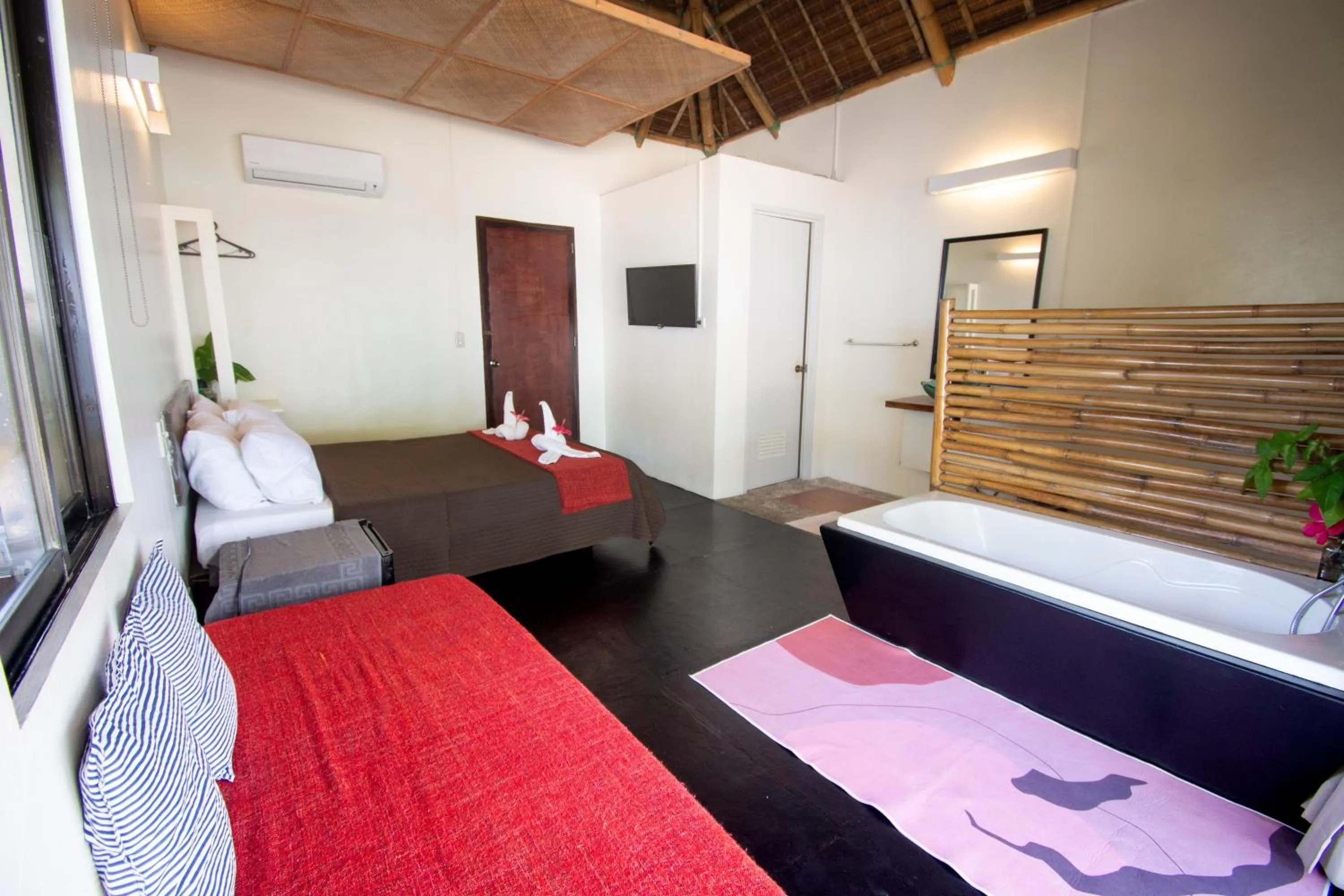 Bed in Hangin Kite Resort