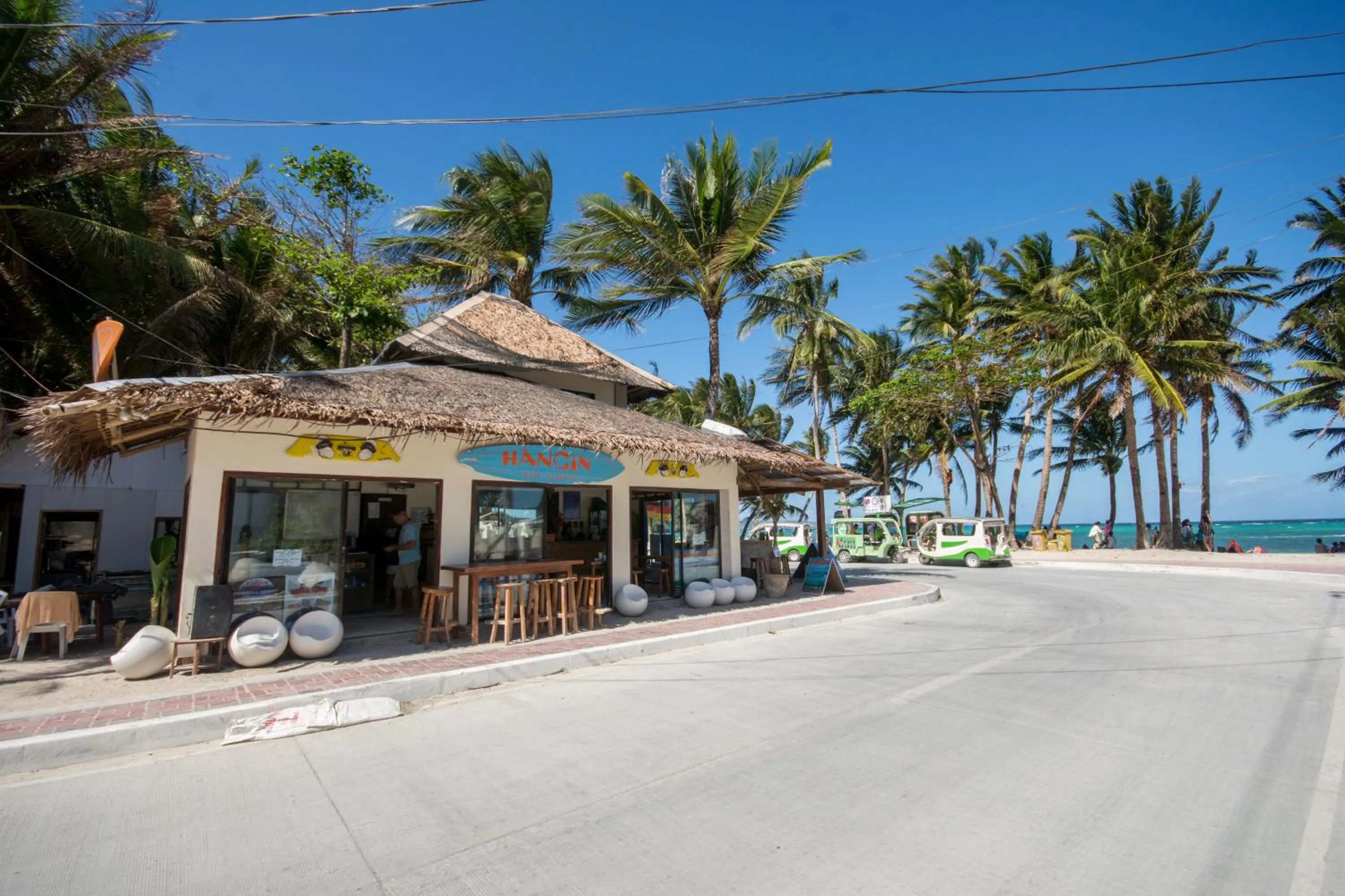 Facade/entrance in Hangin Kite Resort