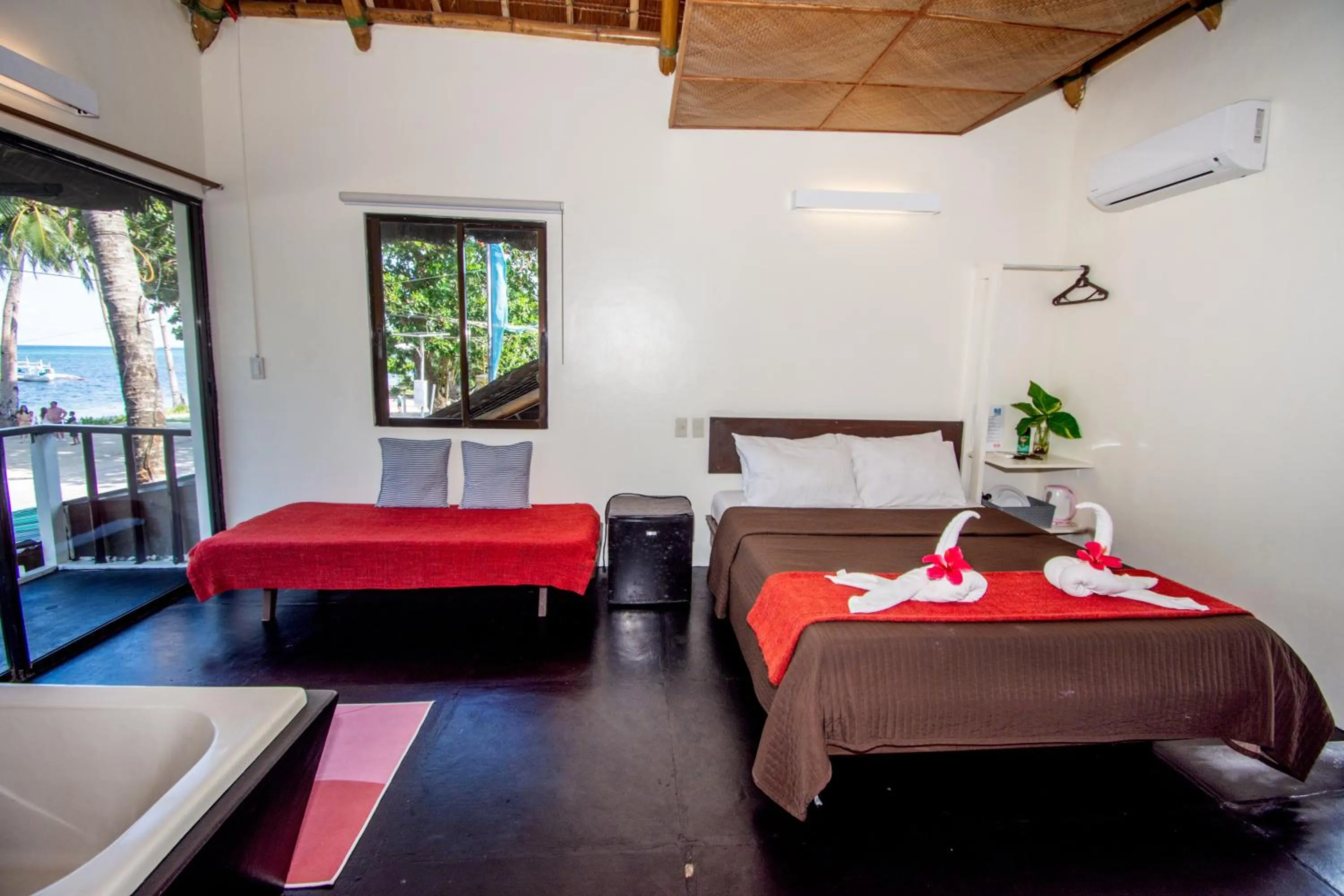 Bed in Hangin Kite Resort
