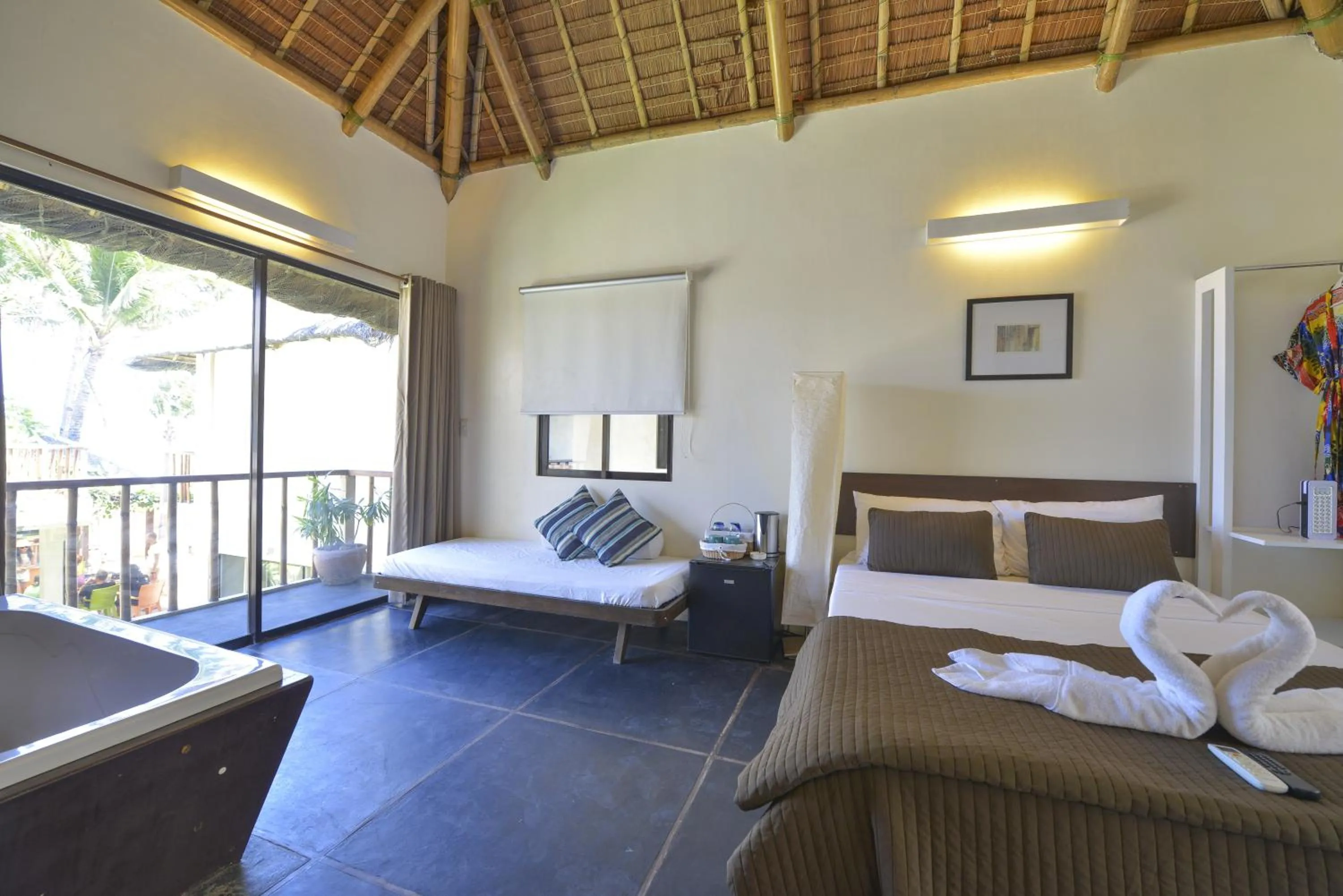 Photo of the whole room, Bed in Hangin Kite Resort