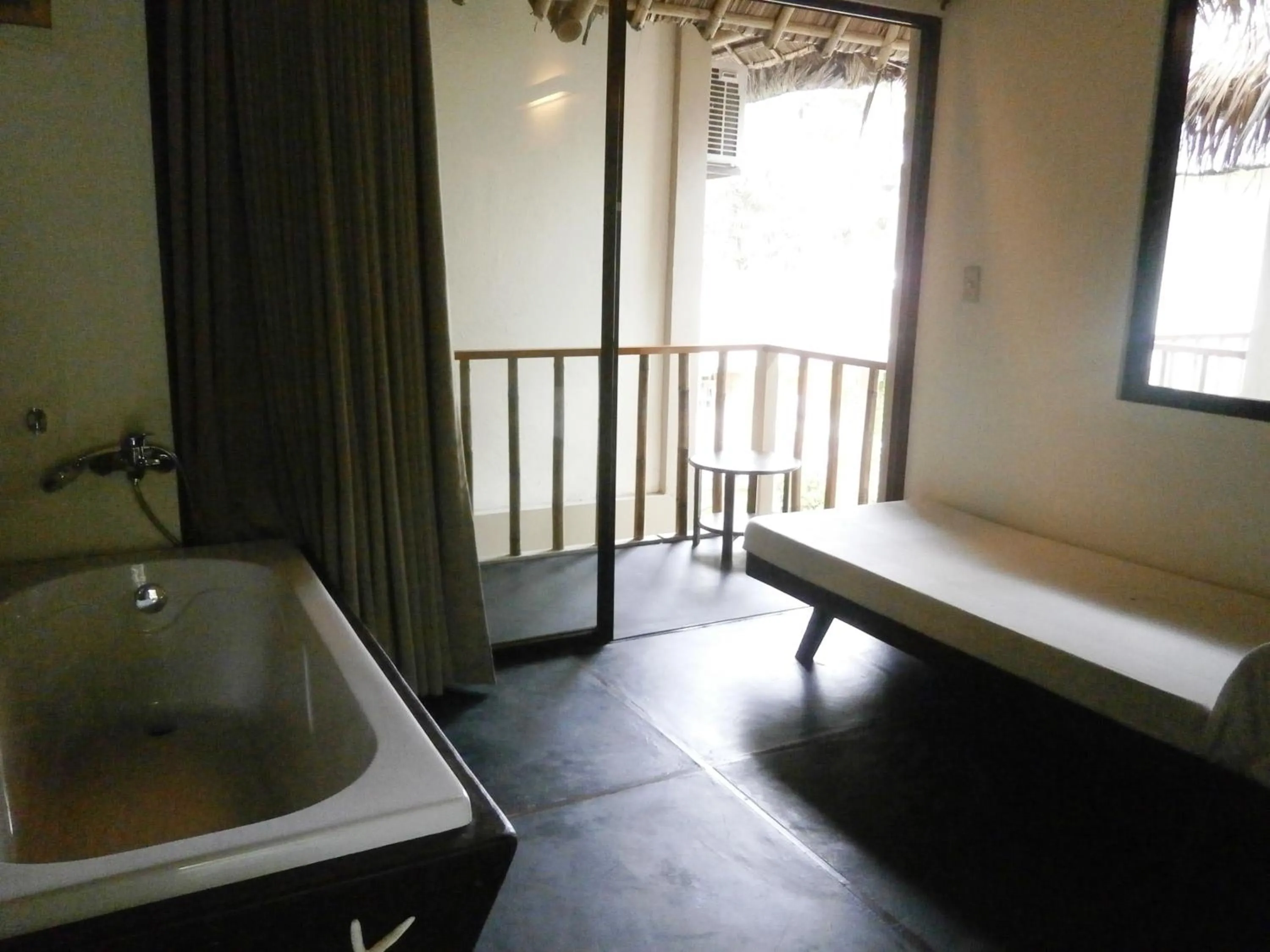 Bedroom, Bed in Hangin Kite Resort