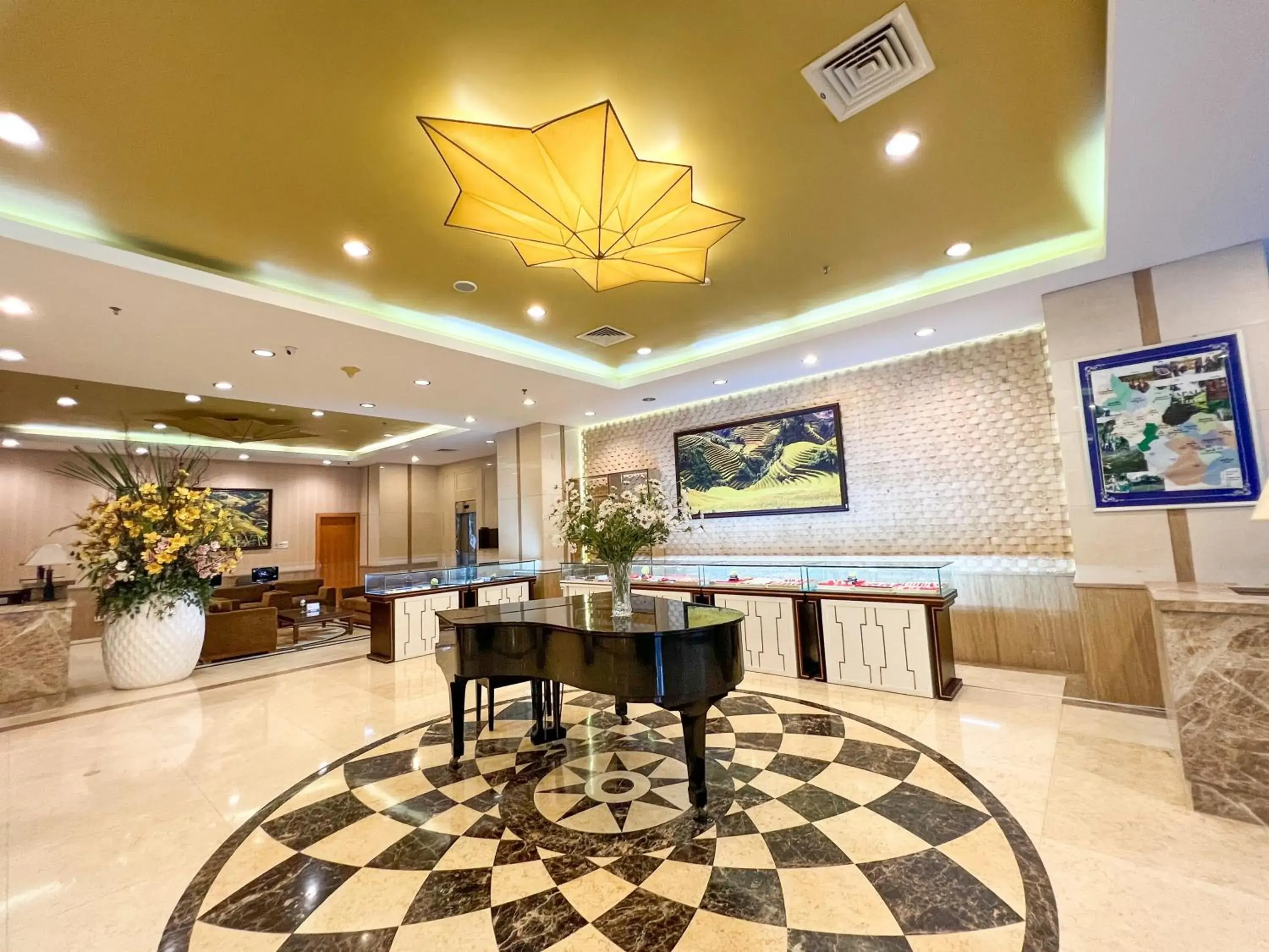 Lobby or reception in Sapaly Lao Cai City Hotel Lobby or reception in Sapaly Lao Cai City Hotel