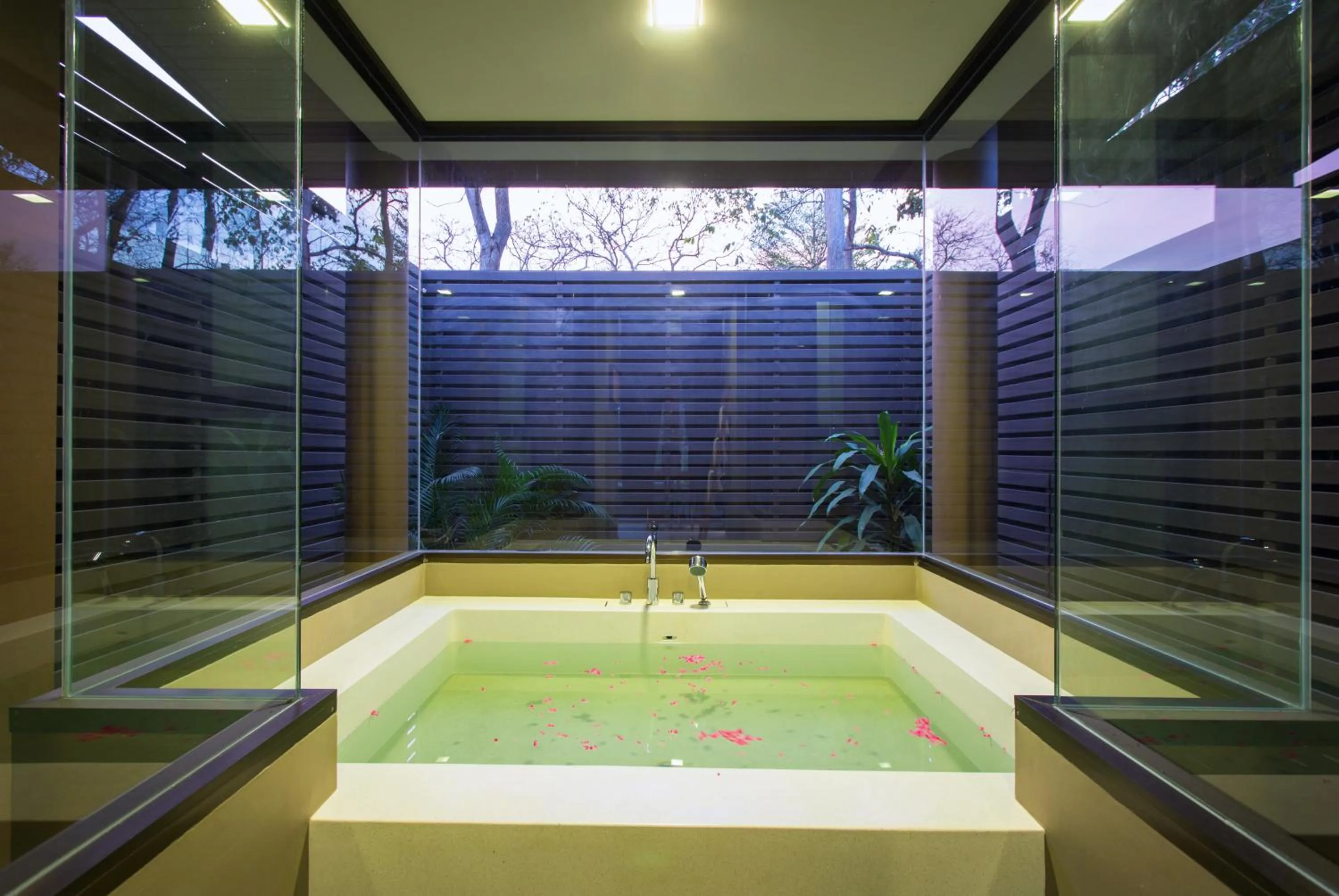 Bath in Mountain Creek Golf Resort & Residences