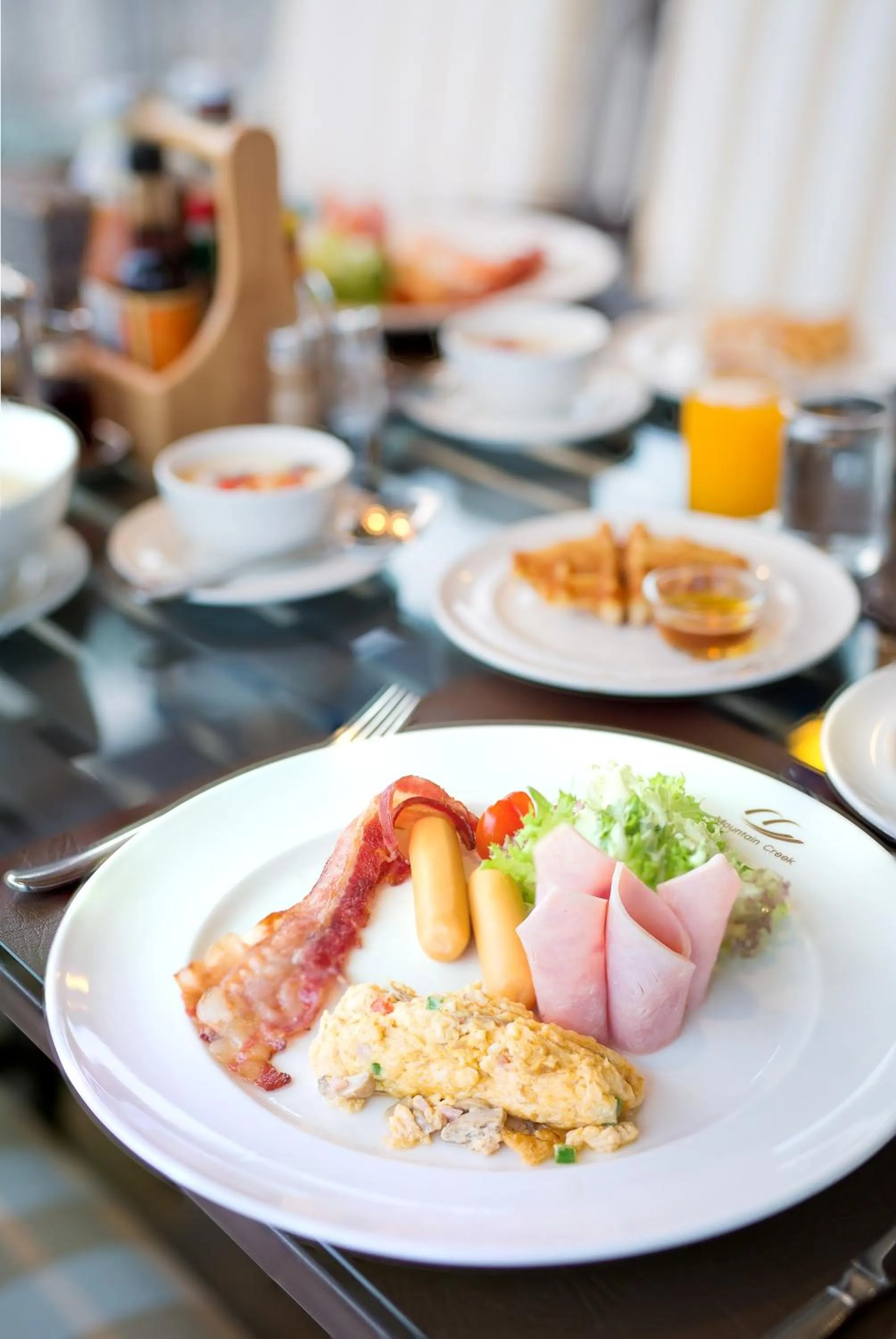 Breakfast in Mountain Creek Golf Resort & Residences