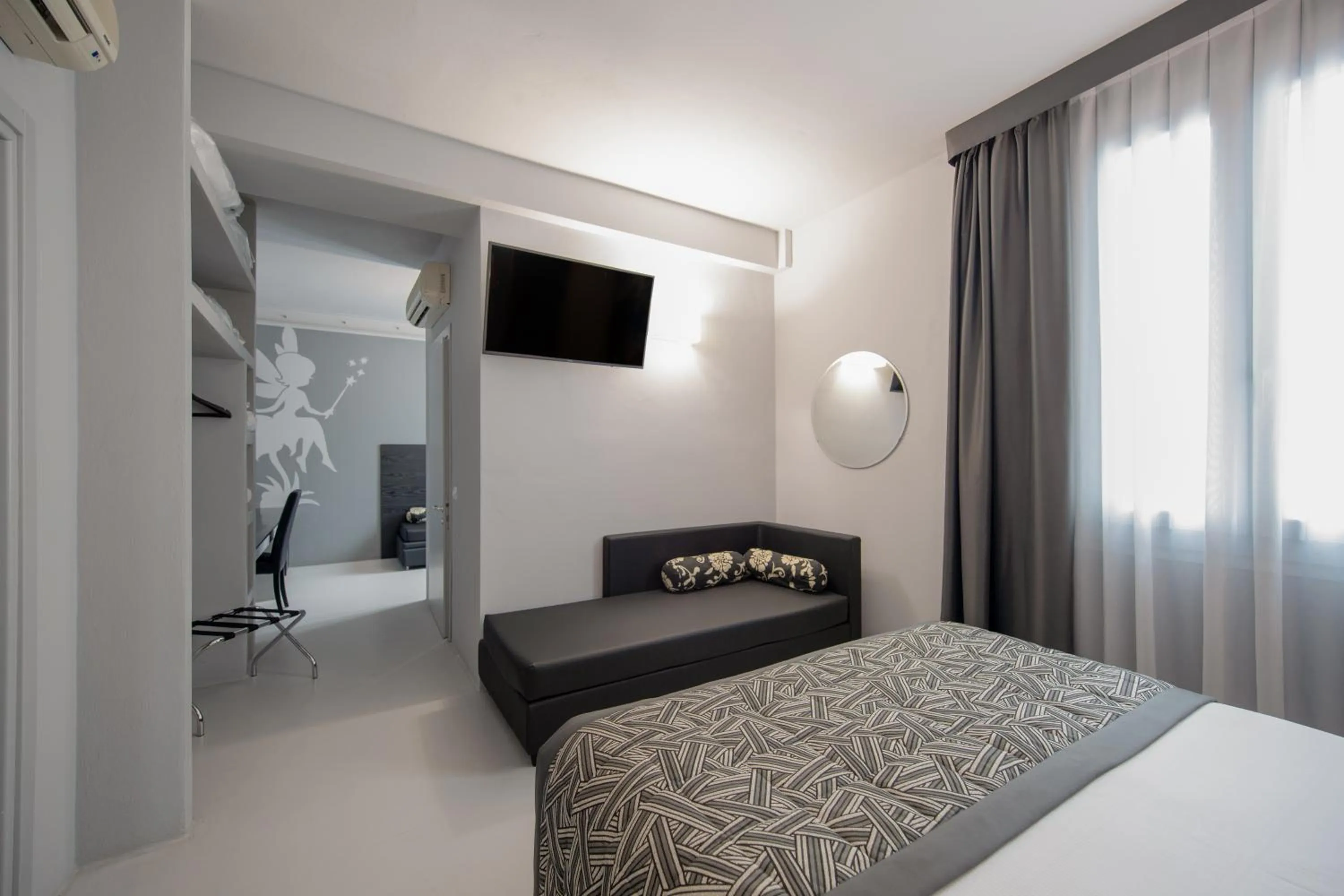 TV and multimedia, Bed in Hotel Villa delle Fate, BW Signature Collection