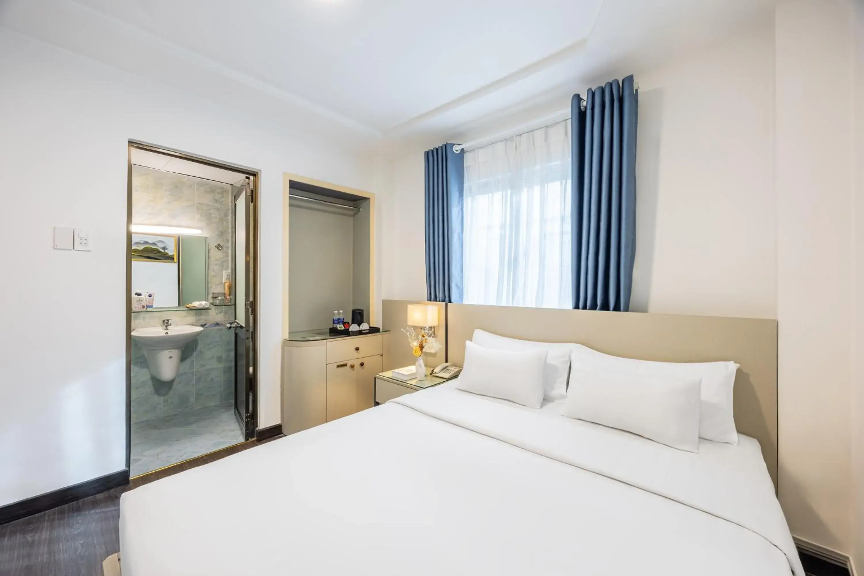 Bedroom, Bed in A25 Hotel - 22 Nguyễn Cư Trinh Bedroom, Bed in A25 Hotel - 22 Nguyễn Cư Trinh