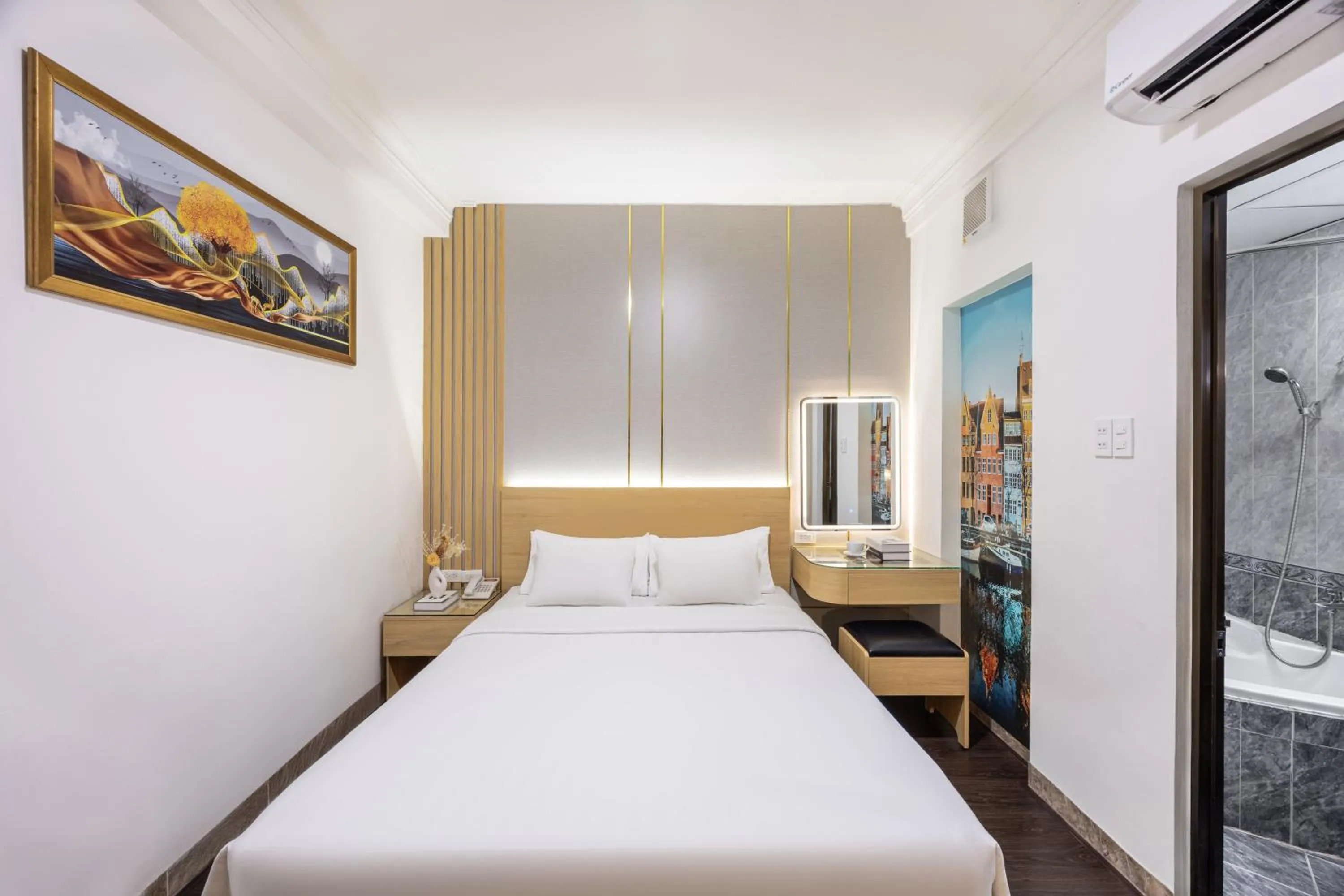 Bedroom, Bed in A25 Hotel - 22 Nguyễn Cư Trinh