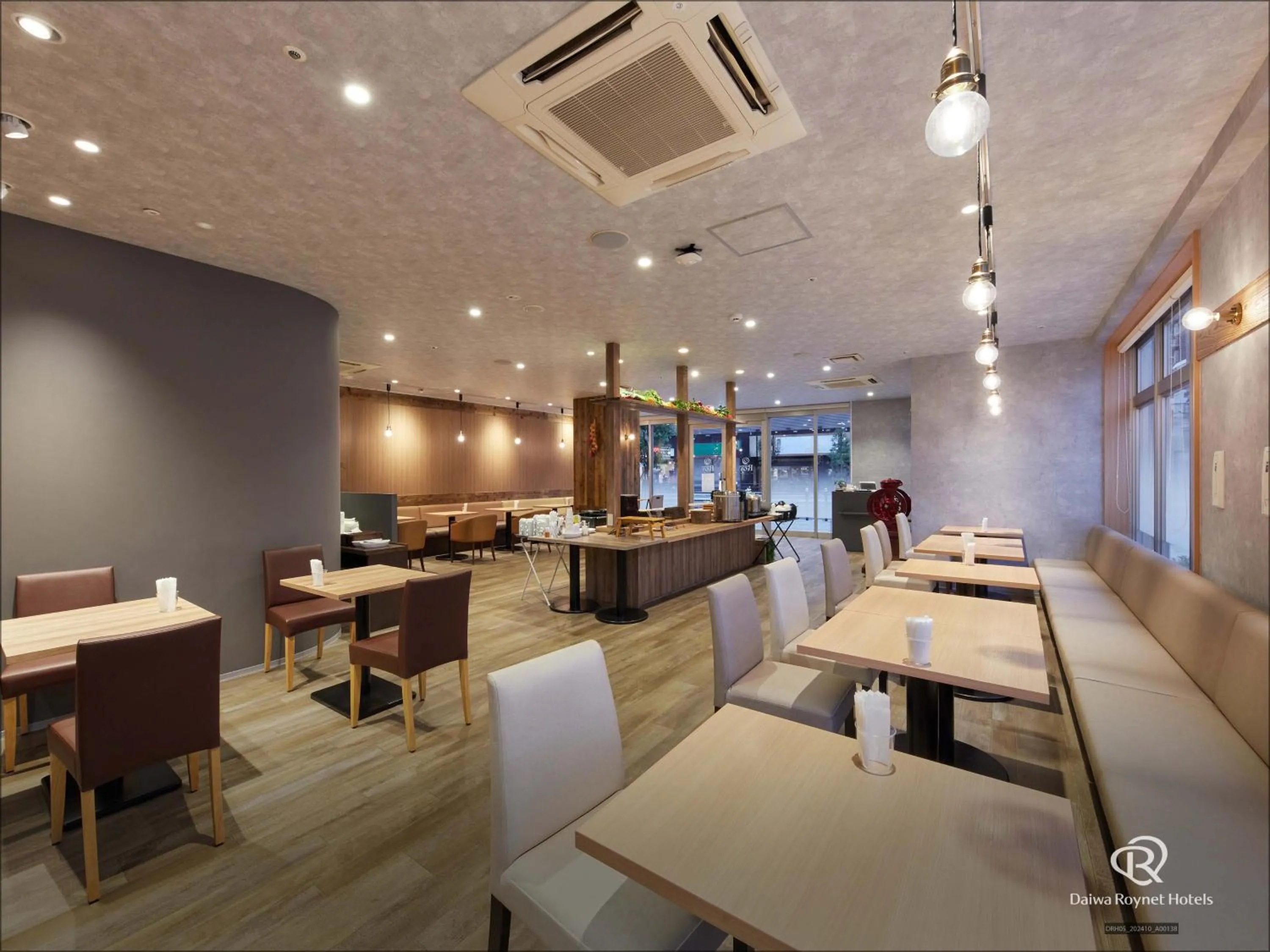 Restaurant/places to eat in Daiwa Roynet Hotel Osaka-Uehonmachi